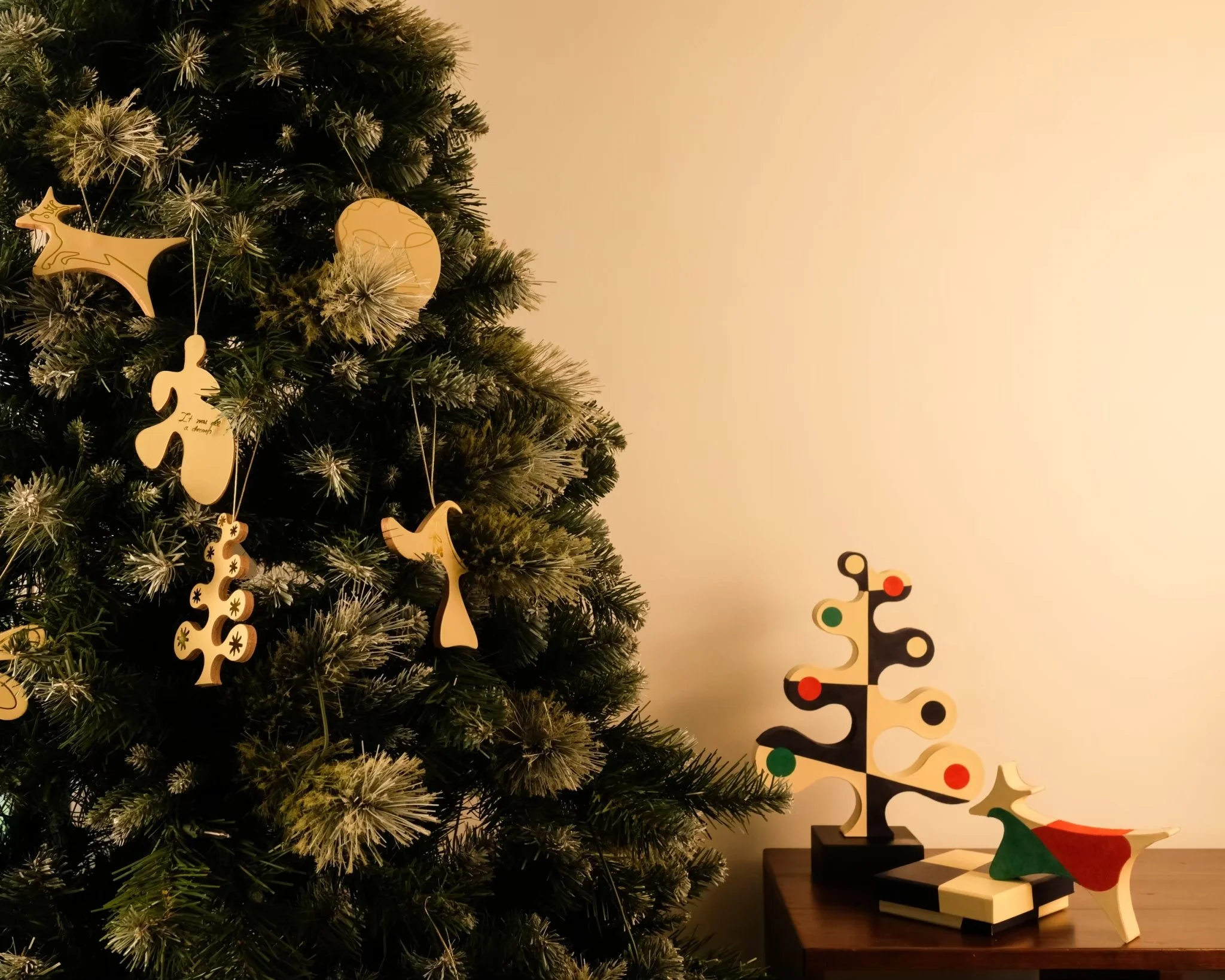 LINE_ALBUM_HOLIDAY 2023_241212_180.jpg