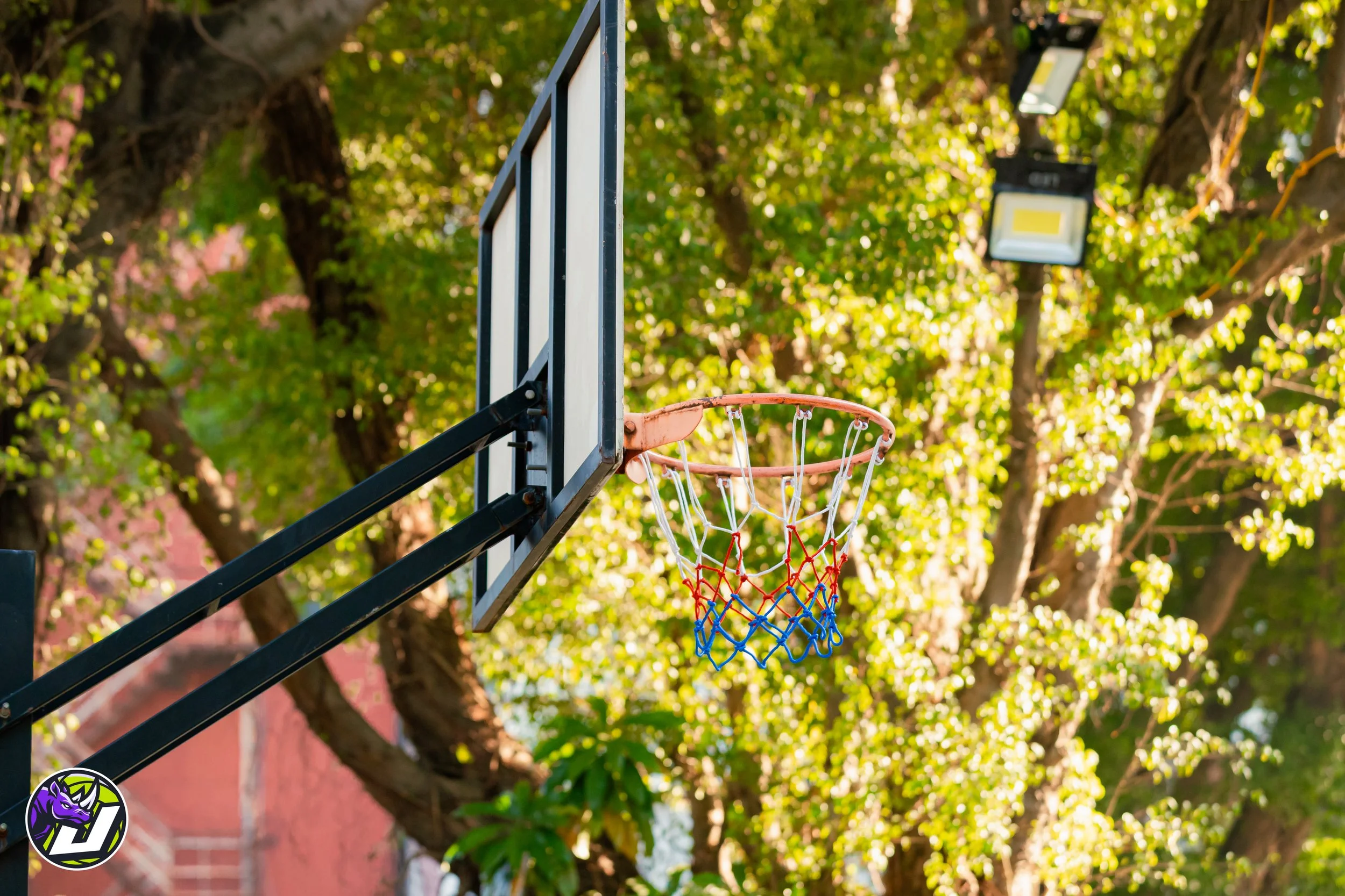 Sân bóng rổ trường Mầm Non Đông Đa, 1 Đào Duy Anh