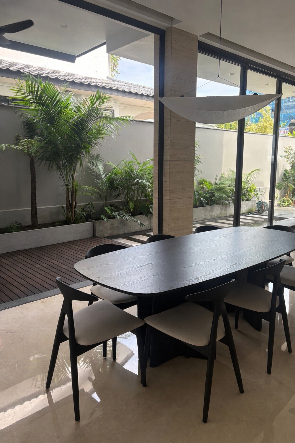 Dining table site picture.png