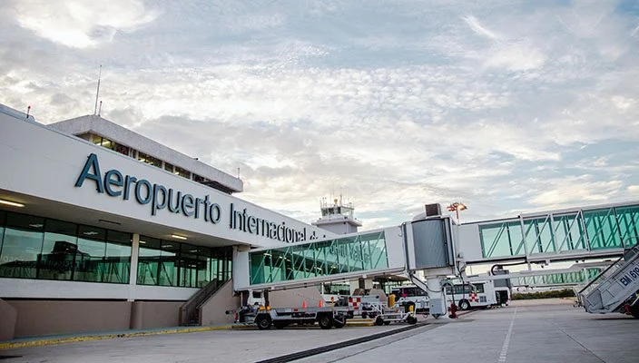 Aeropuerto Puerto Vallarta.jpeg