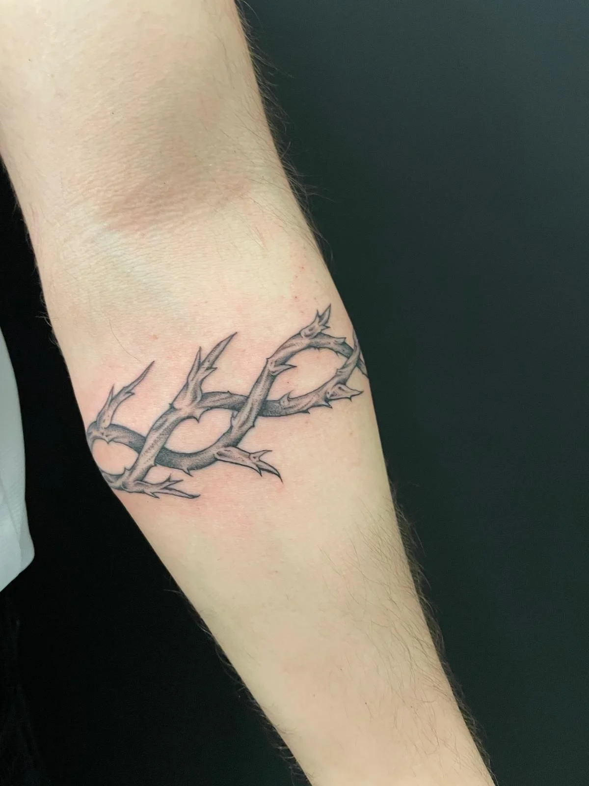 Gestochen von Mathias
Termine vereinbart ihr ganz einfach via PN, WhatsApp oder &uuml;ber das Kontaktformular unserer Website :)