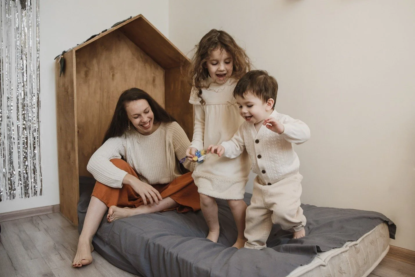 Why Families Prefer a Professional Nanny Agency in Switzerland Over Freelance Hiring