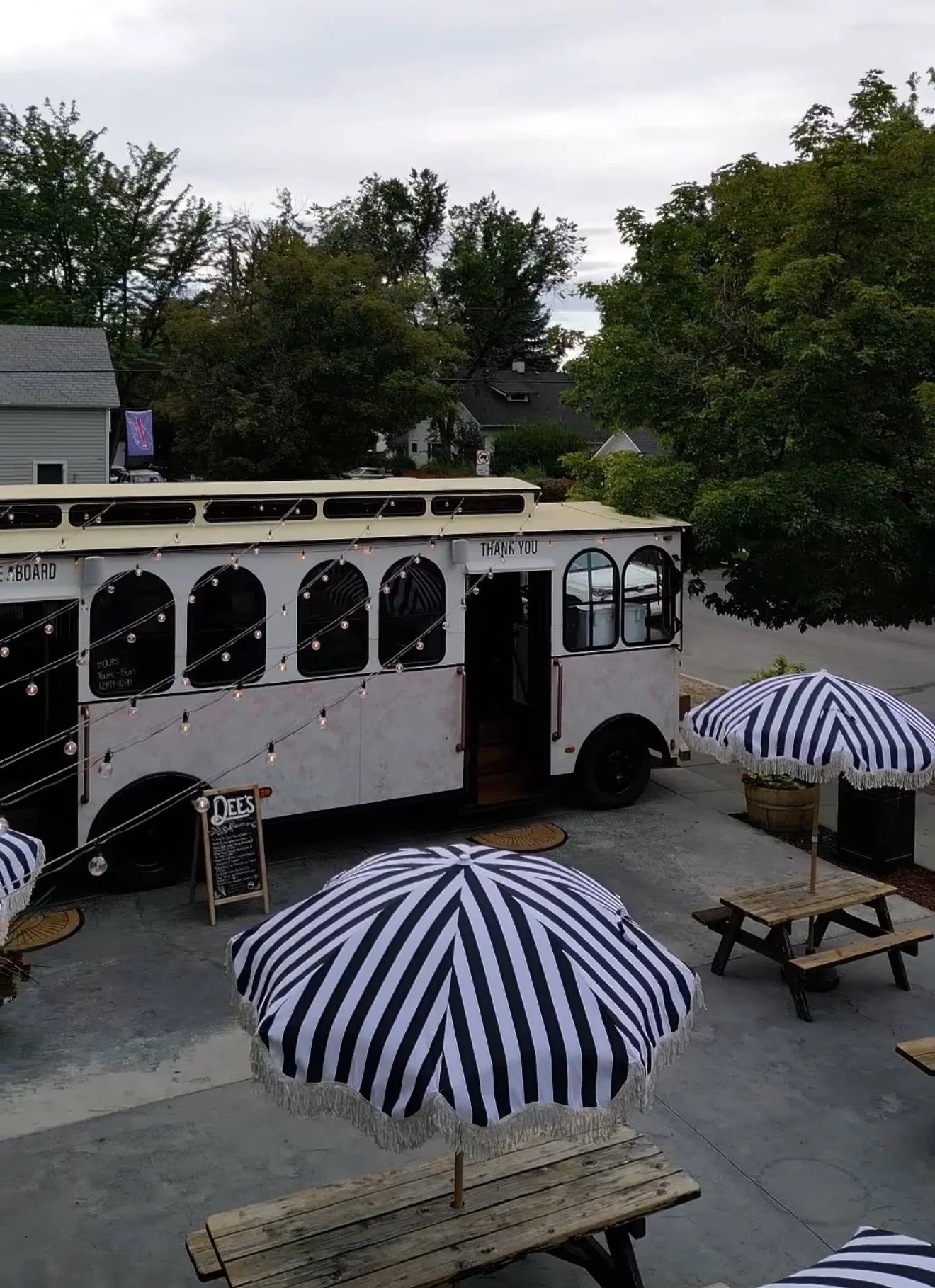 Dee’s Ice Cream Trolley - Boise