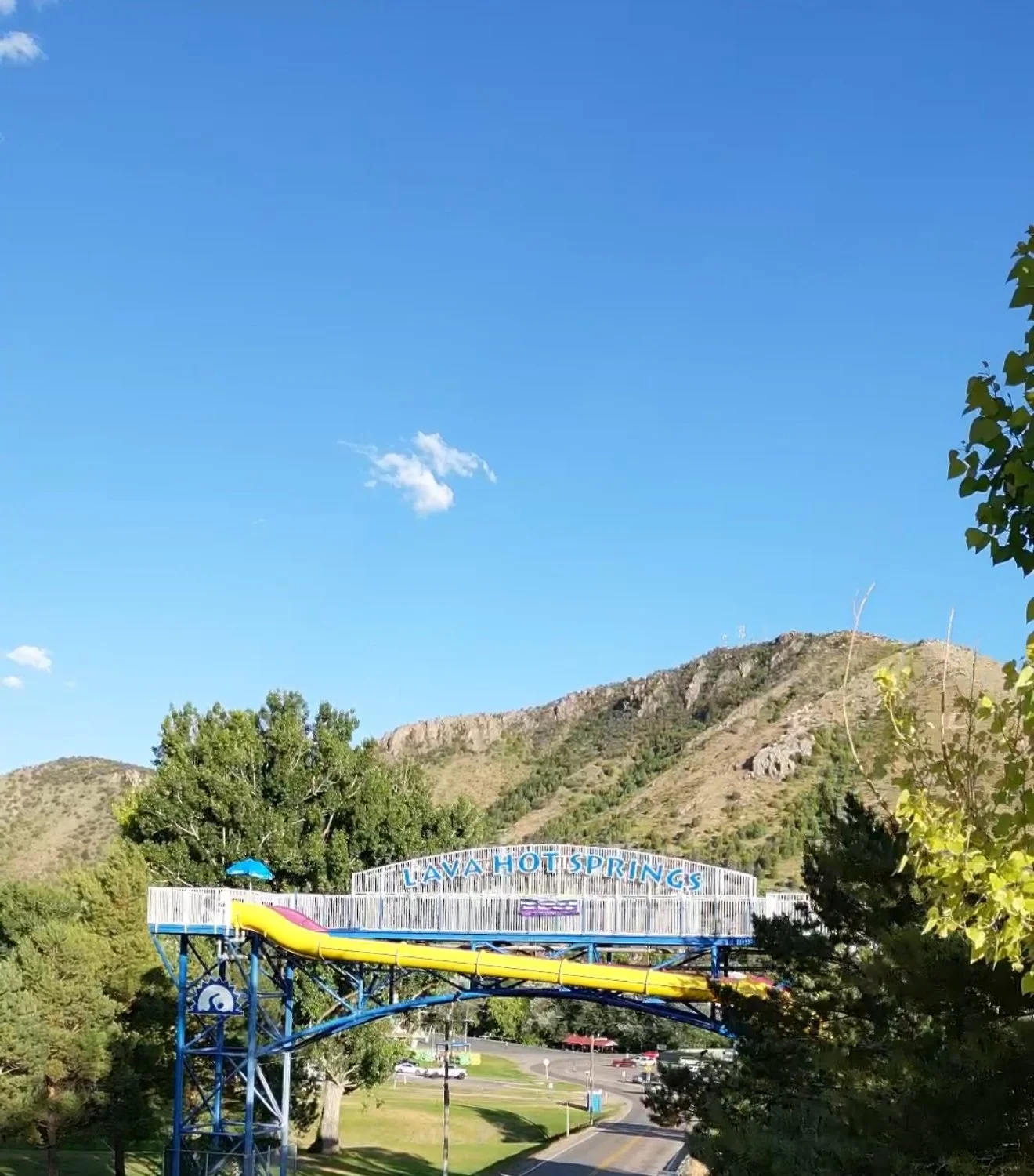 Lava Hot Springs Idaho Giant Swimming Pool and Water Slides Diving Platforms - That Boise Girl on Instagram 2.jpeg