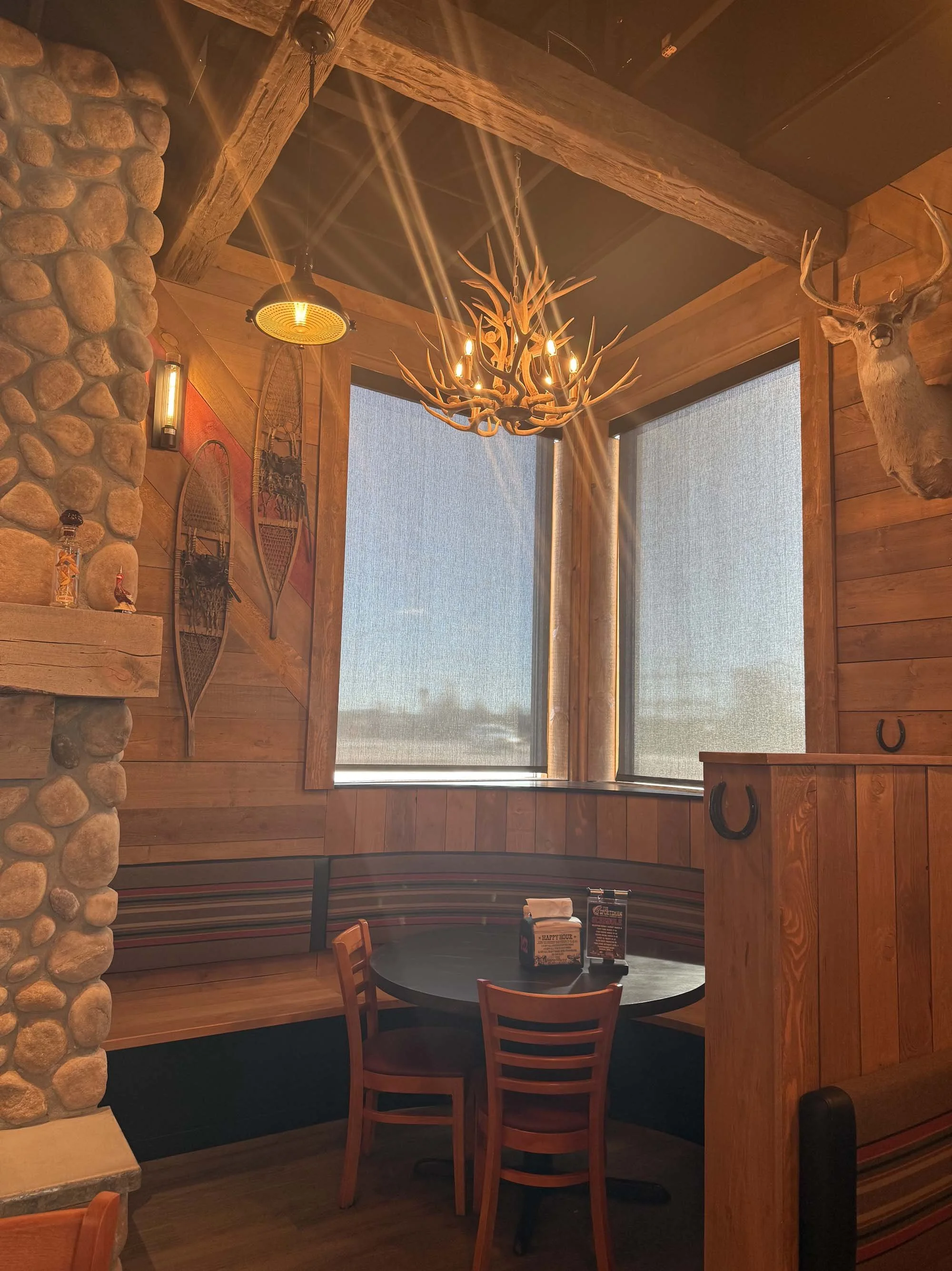 The Sportsman Bar and Grill Meridian Idaho - Sharpe Family Adventures on Instagram - Best Meridian Restaurants 1 (1).jpg