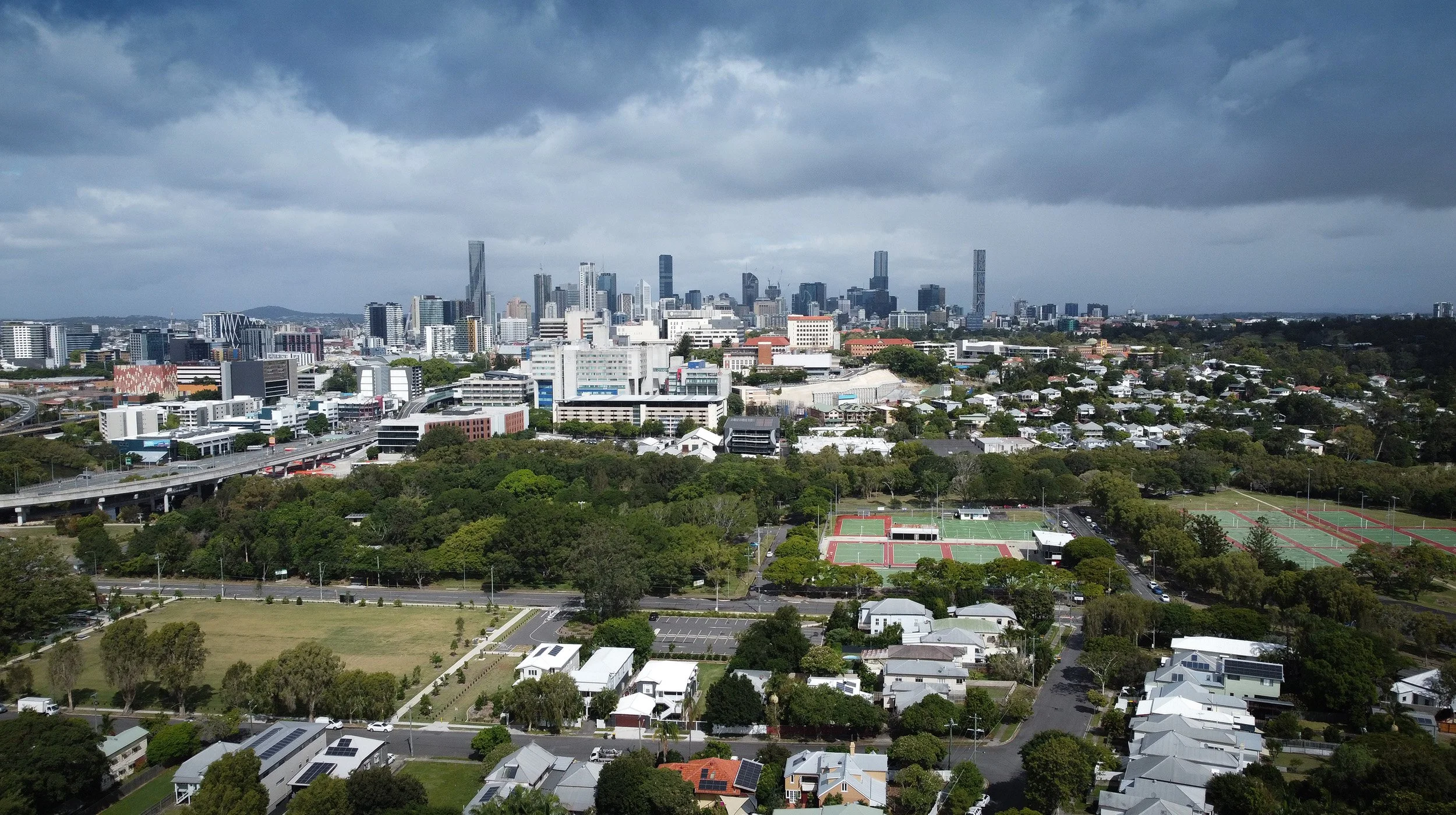 DJI_0461_retouch 1400_2500.jpg