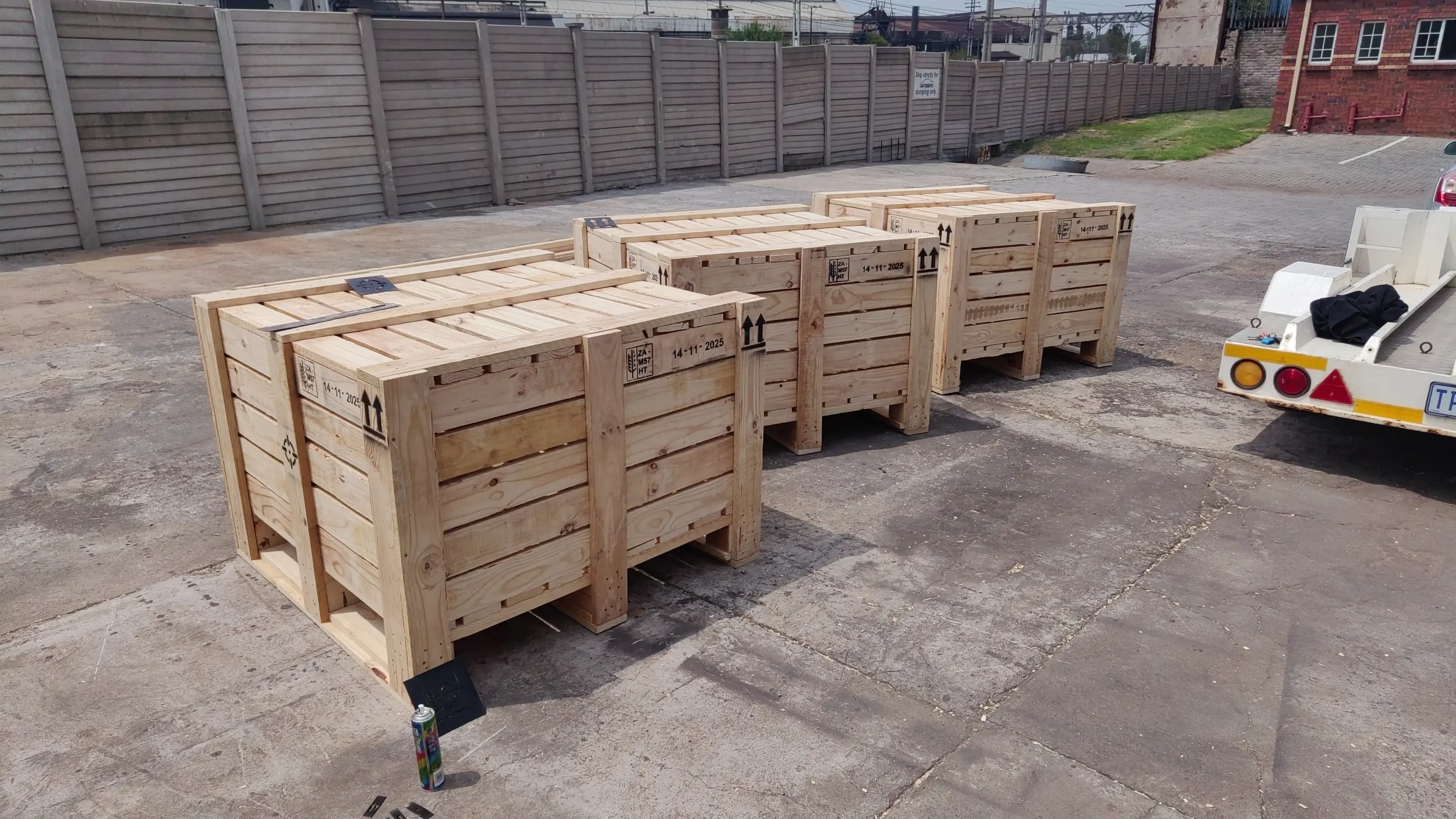 wooden-export-crates.webp