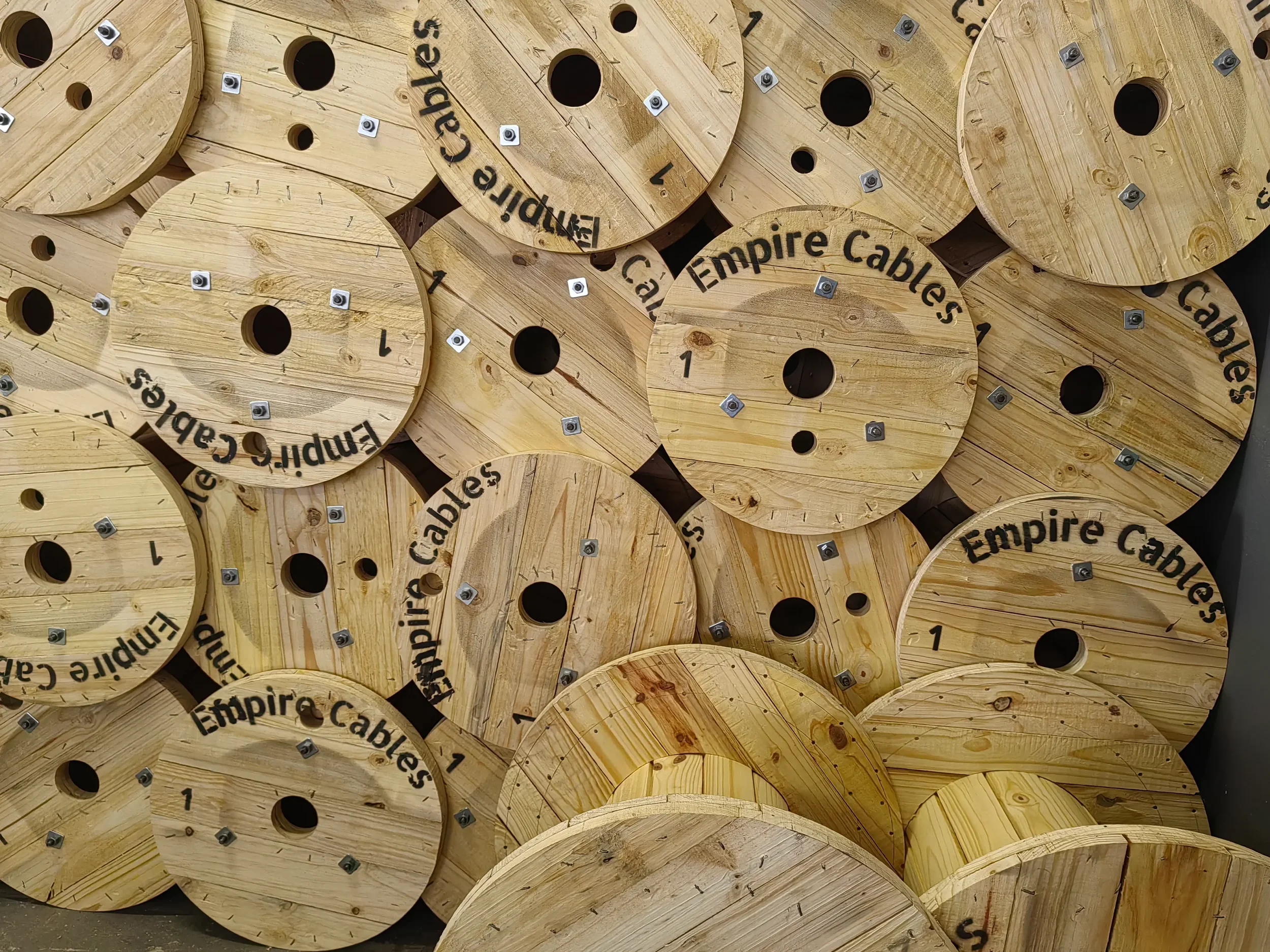 branded-wooden-cable-drum