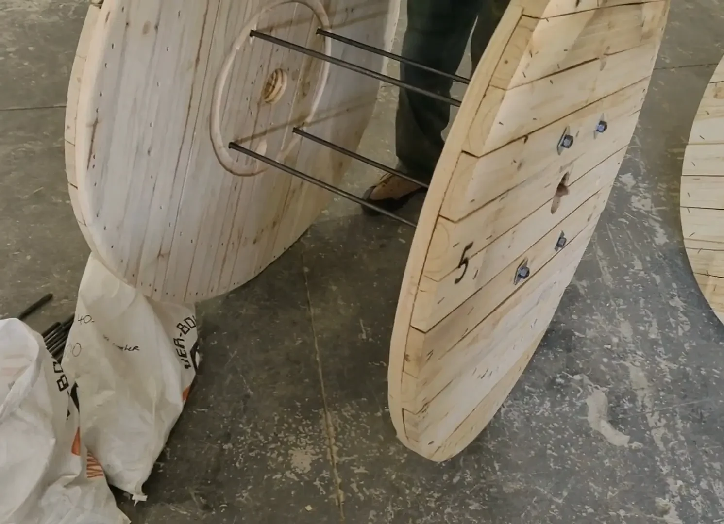 wooden-cable-drum-assembly