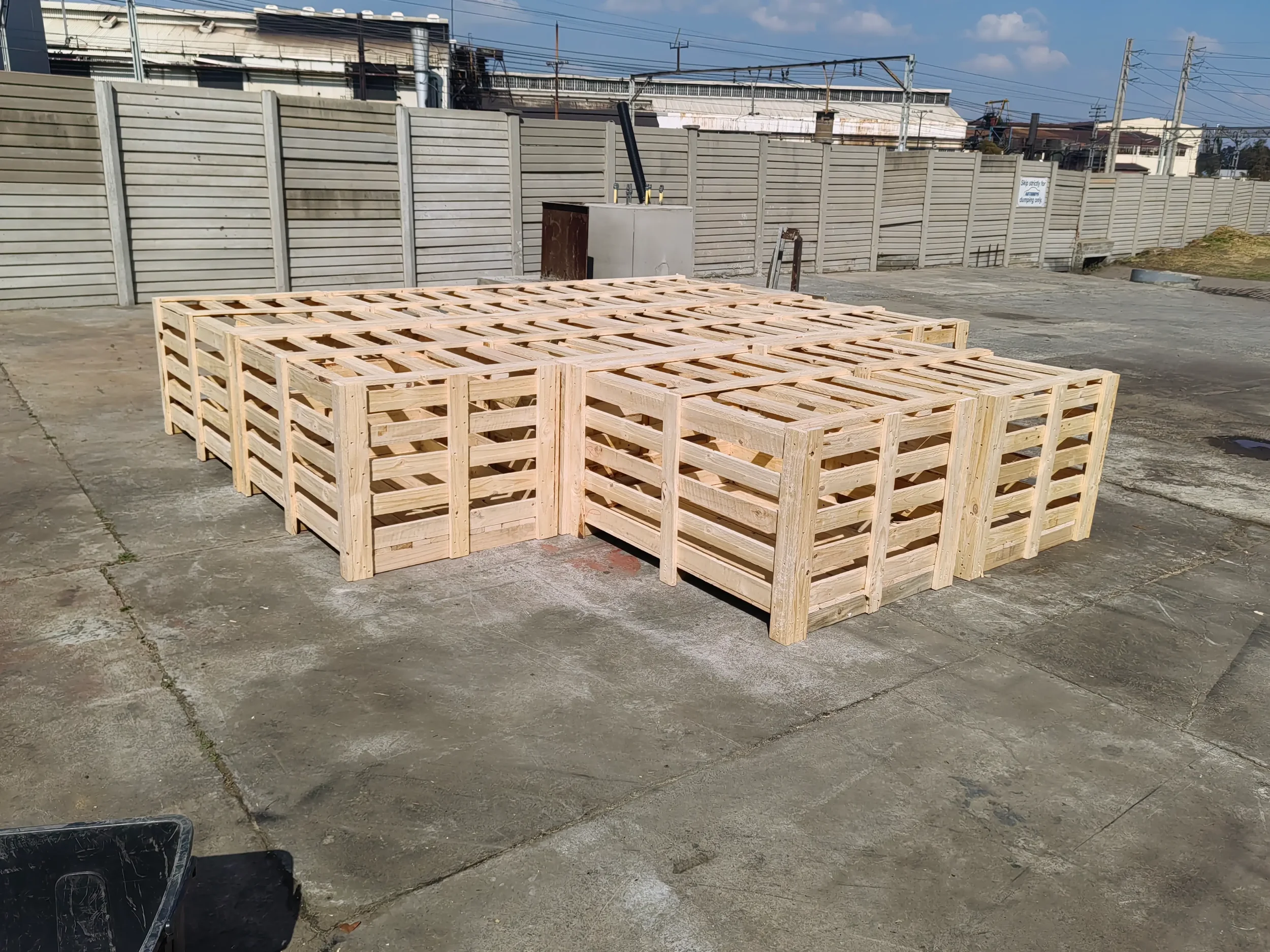 cost-effective-wooden-box.webp