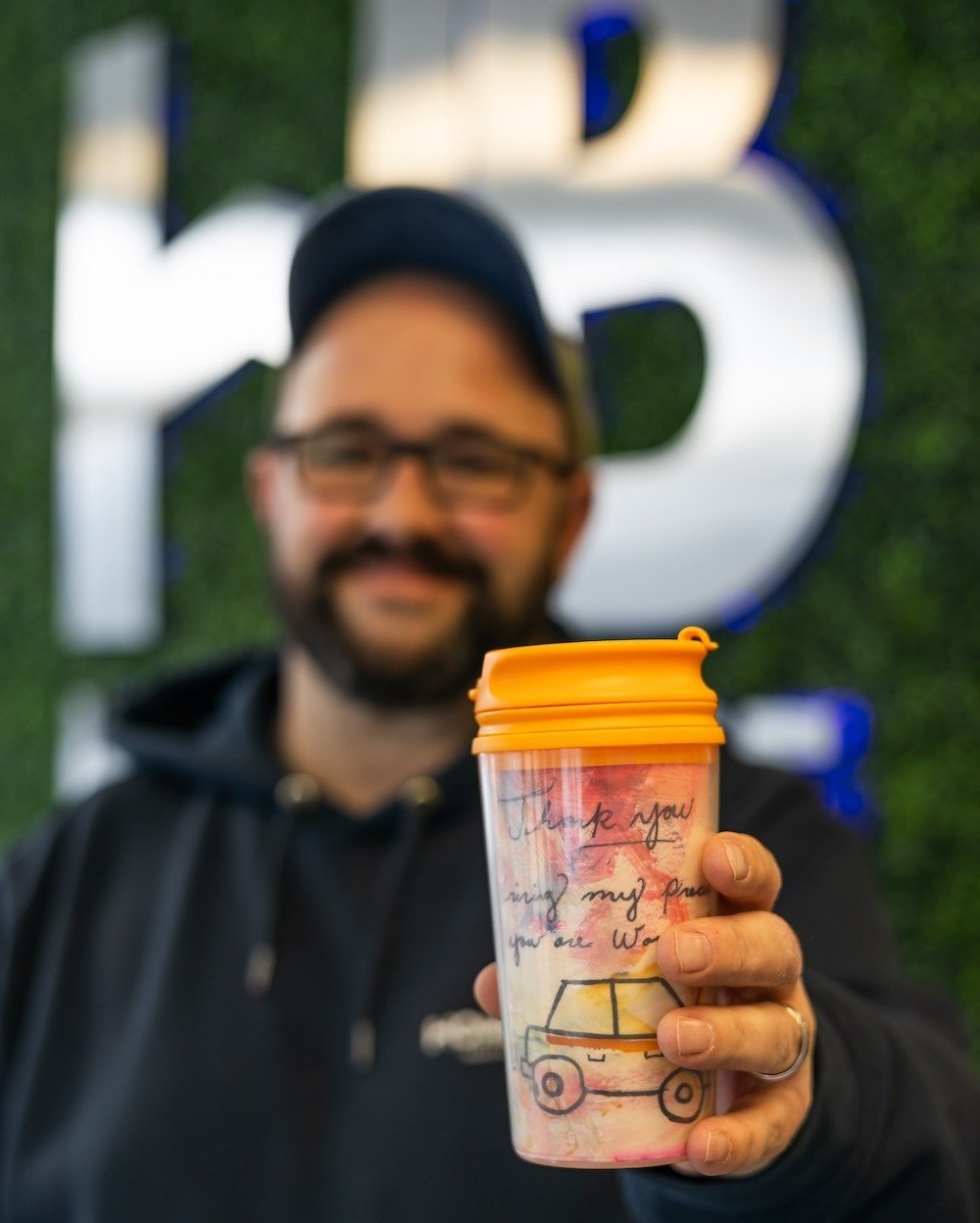 Why is Eddie's reusable cup so special? 💙 Keep reading 👇

Lilith, a young girl Eddie used to transport during his time at another company, and her mother, Erma, gifted him this sweet keepsake in 2020. Fast-forward a couple of years later and we wer