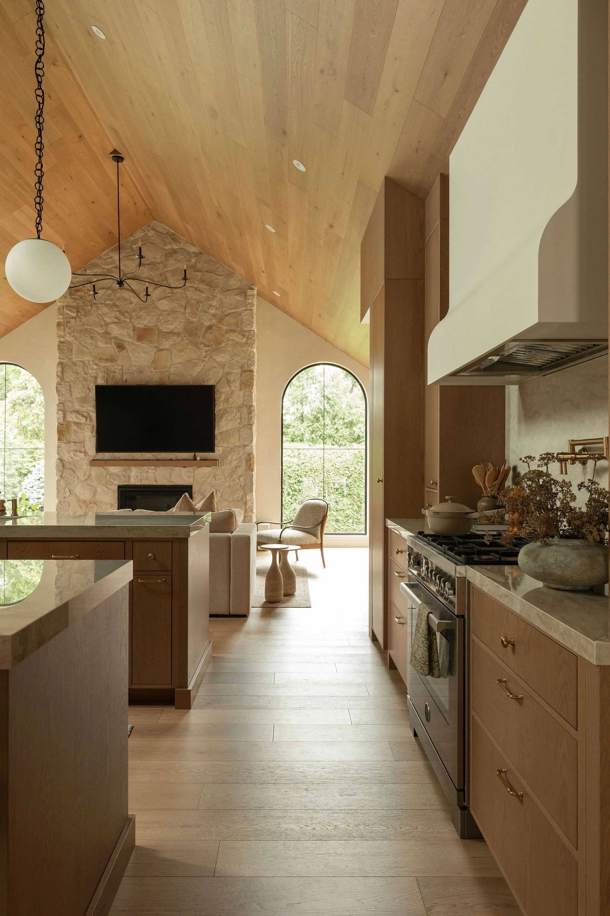 Cuisinière-hotte-ilot-cuisine-M ton intérieur.jpg