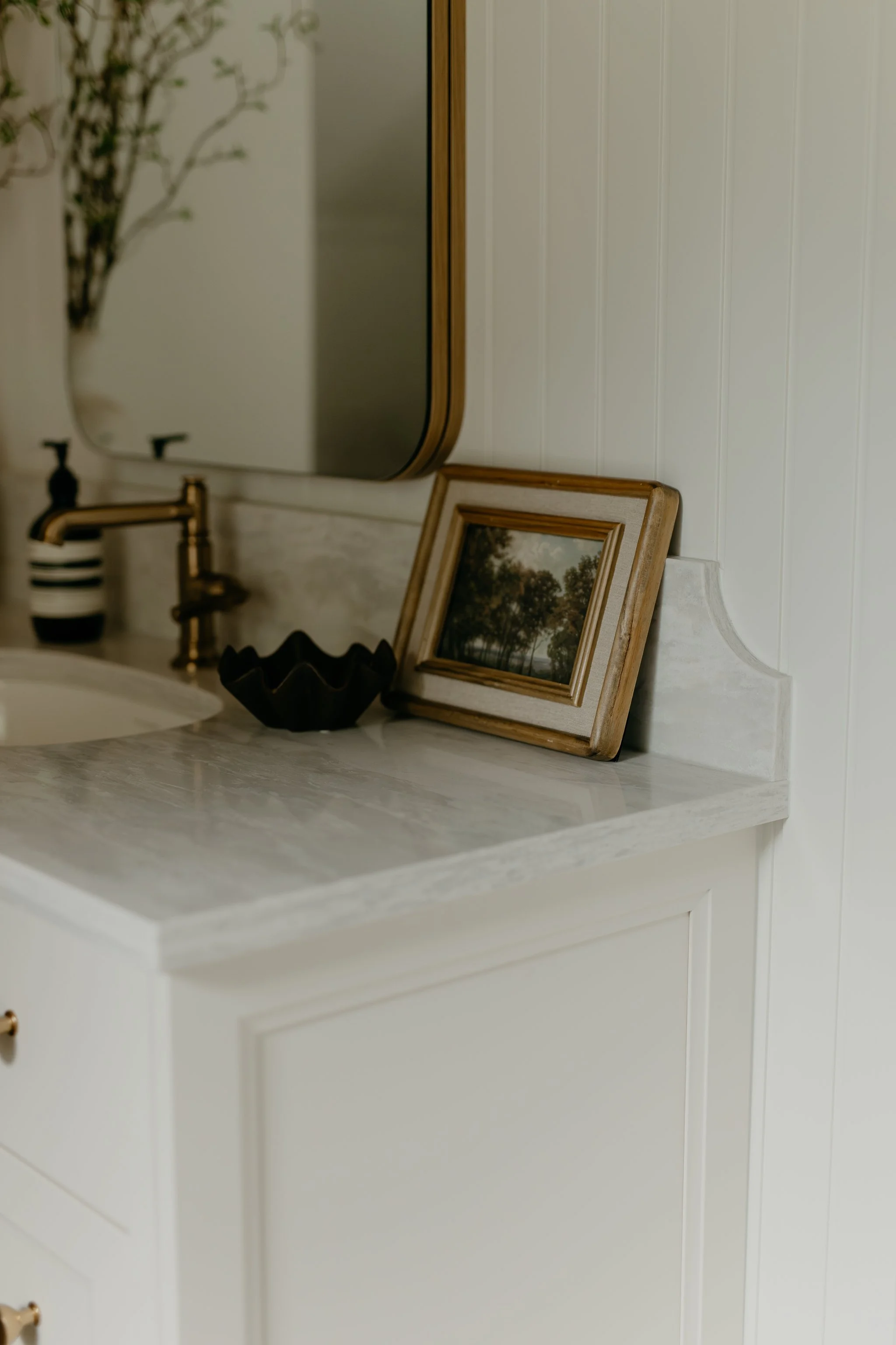 M ton intérieur-vanité-quartz-rénovation.JPG