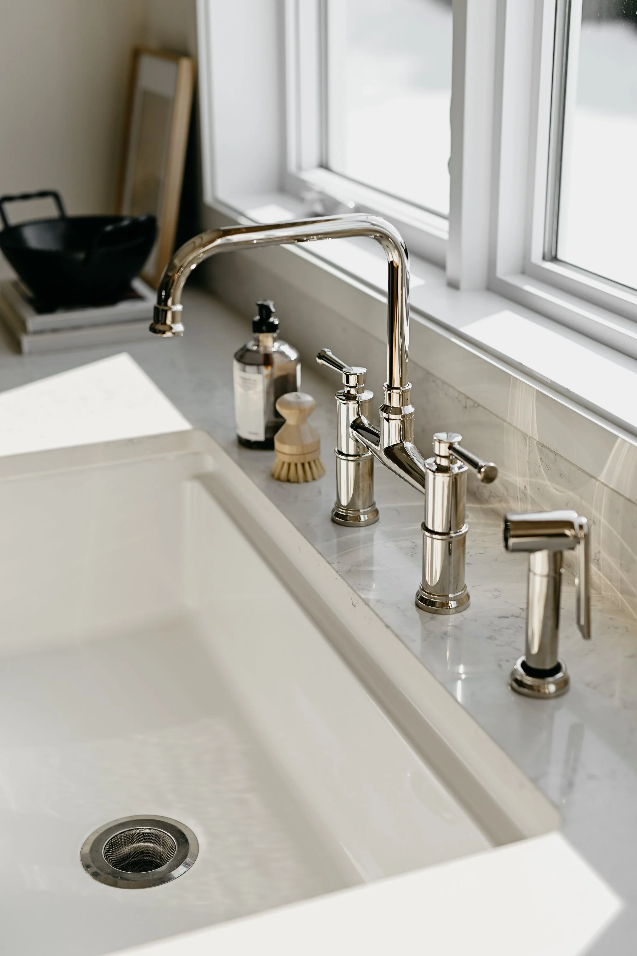 M ton intérieur - construction neuve - cuisine - robinet - Nickel poli.JPG