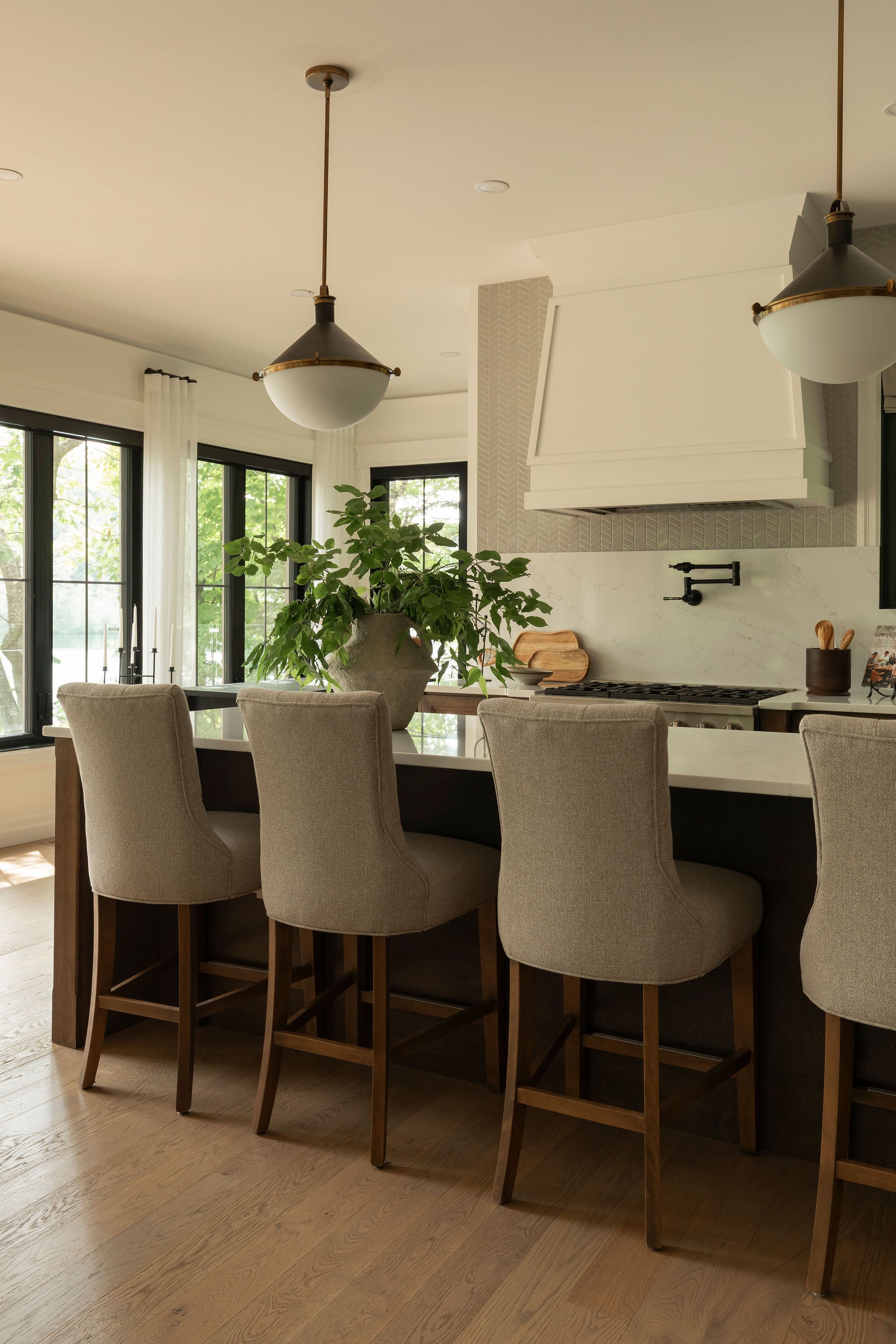 Mtonintérieur-Luminaire-Cuisine-Rénovation-Ilot.jpg