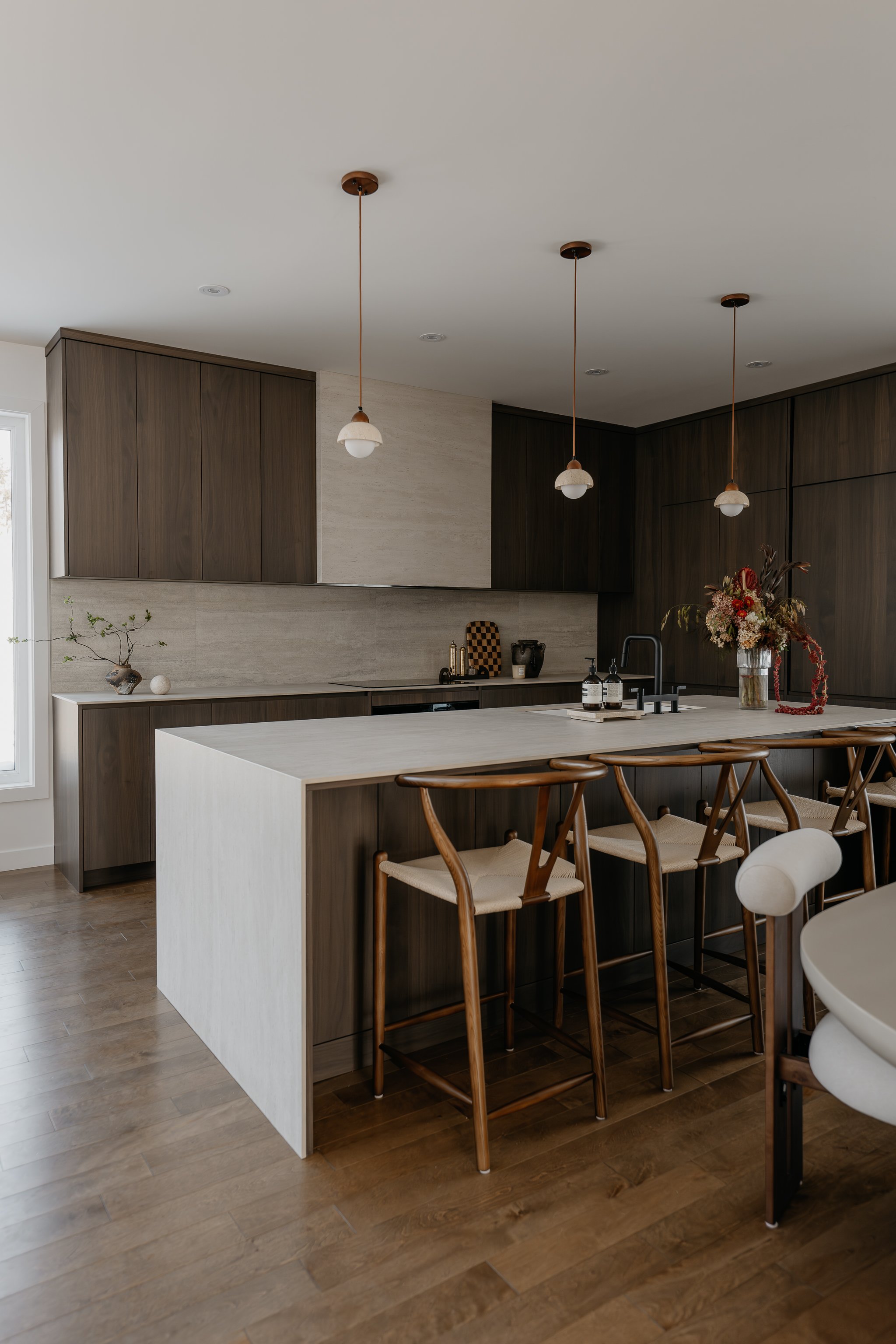 M ton intérieur - cuisine - armoires -bois - wabi-sabi.JPG