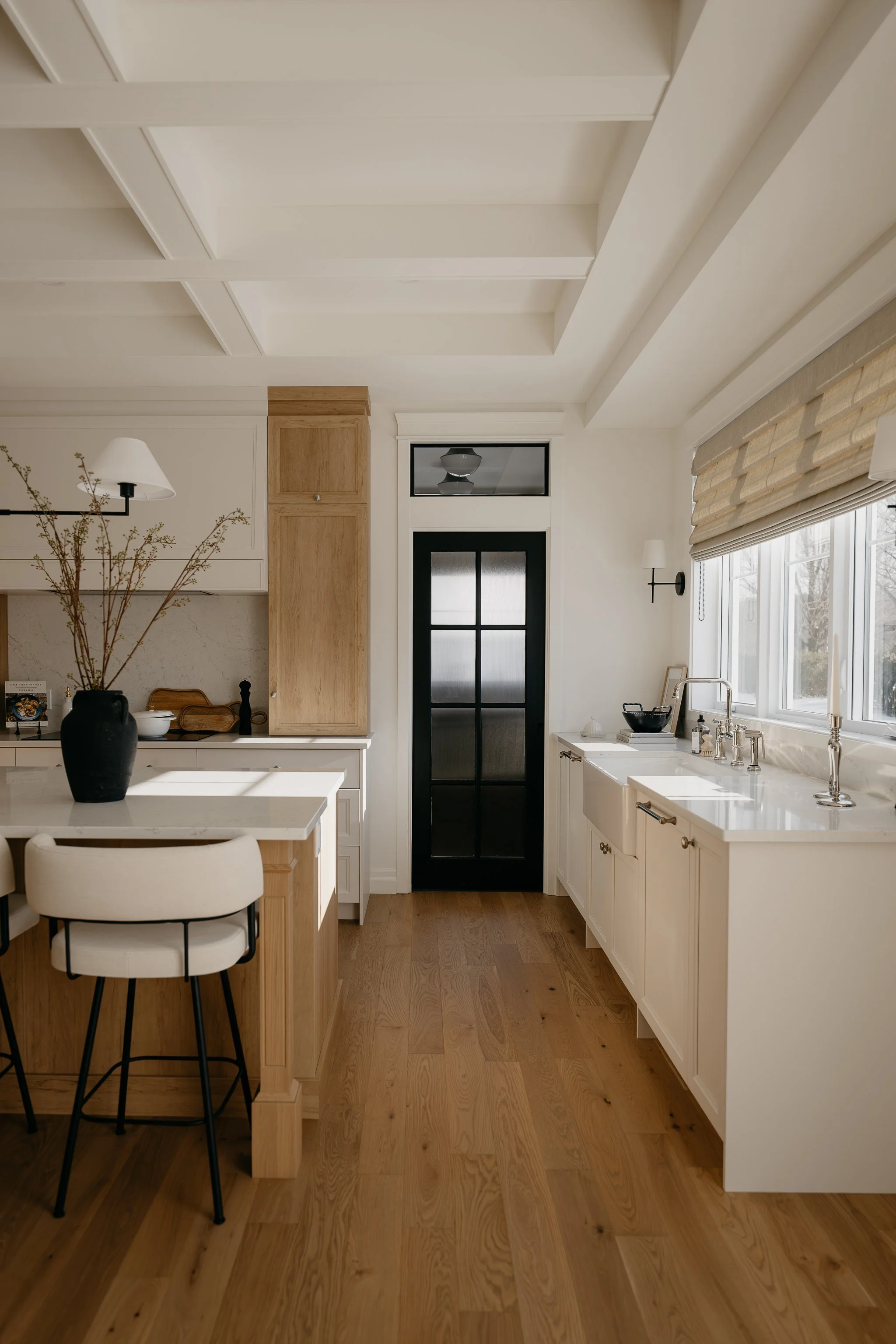 M ton intérieur - construction neuve - cuisine - armoires.JPG