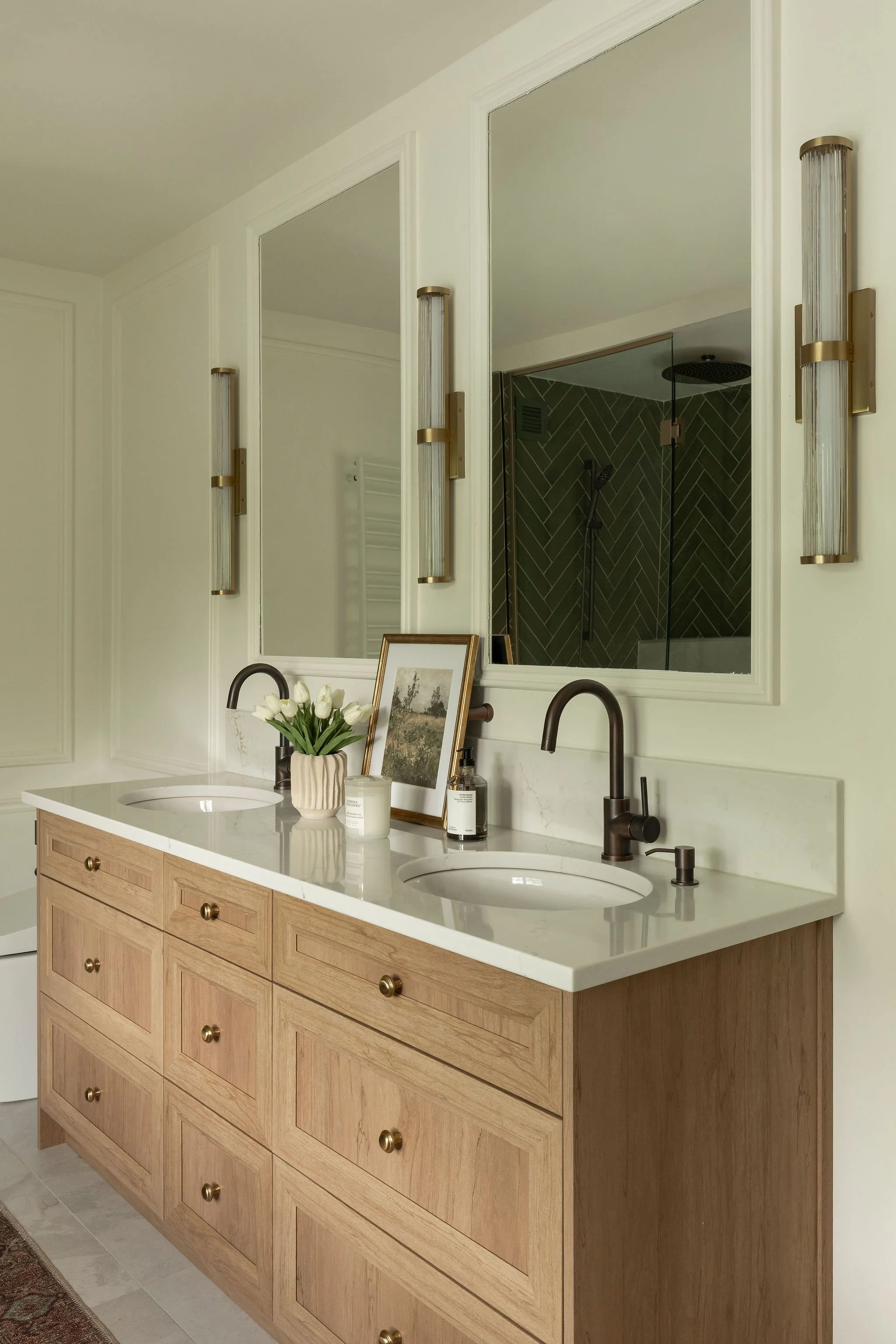 Mtonintérieur-Salle de bain-Rénovation-Luminaire-Miroir.jpg