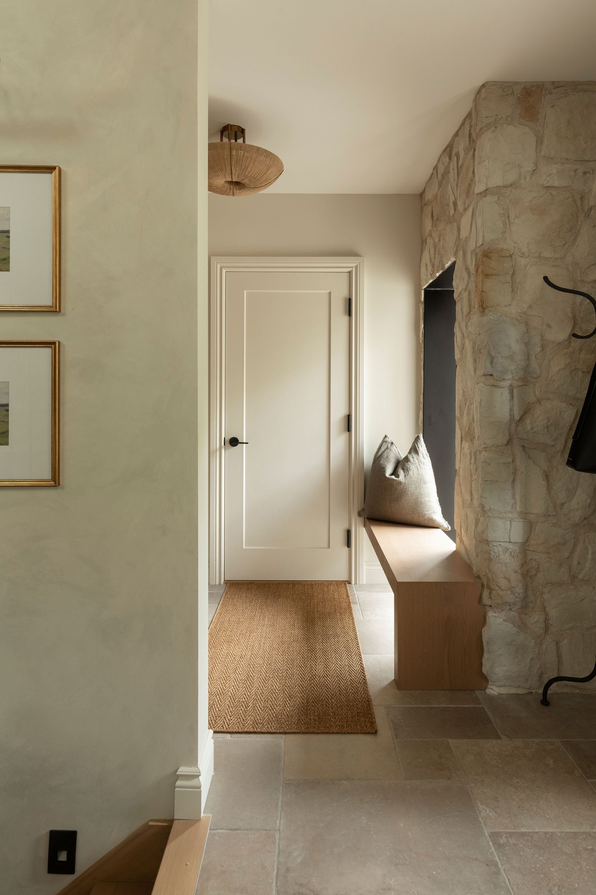 M ton intérieur-mudroom-céramique-bois.jpg