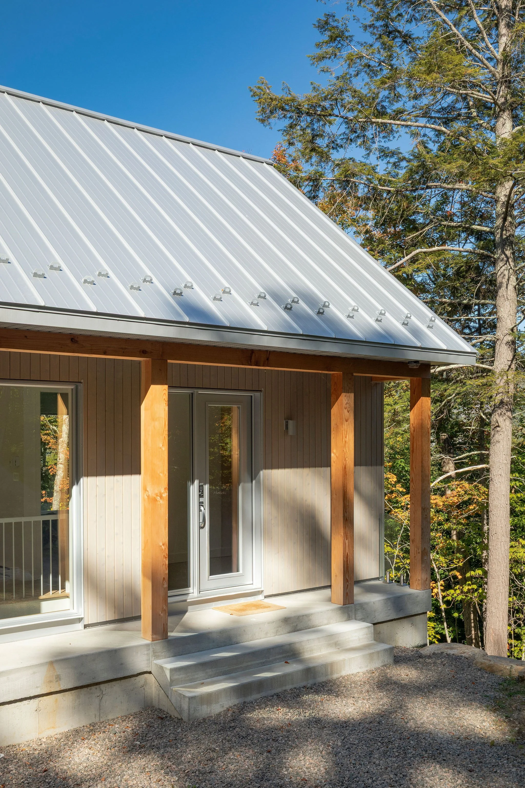 Mtonintérieur-chalet-scandinave-revêtement.JPG