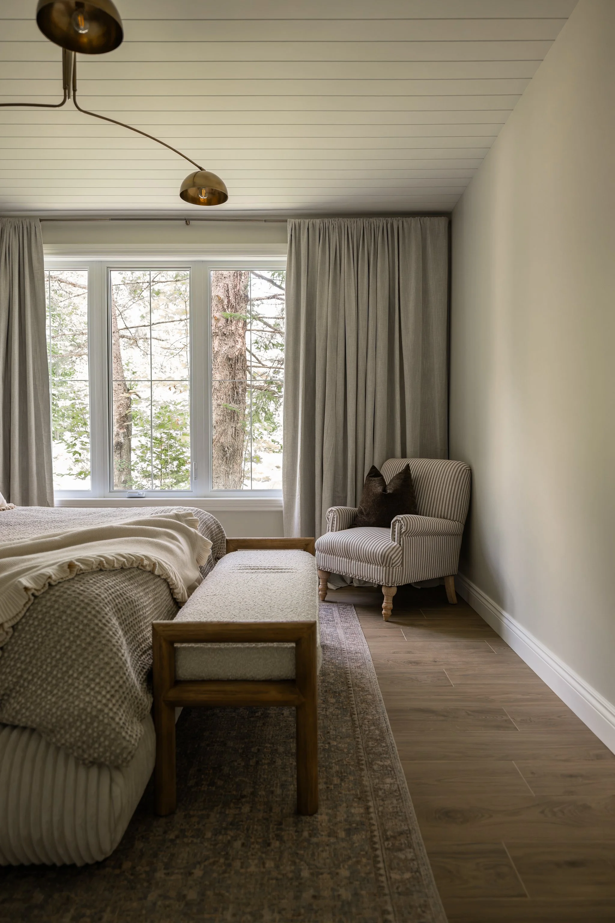 M ton intérieur-lacdespiles-chambre principale.JPG