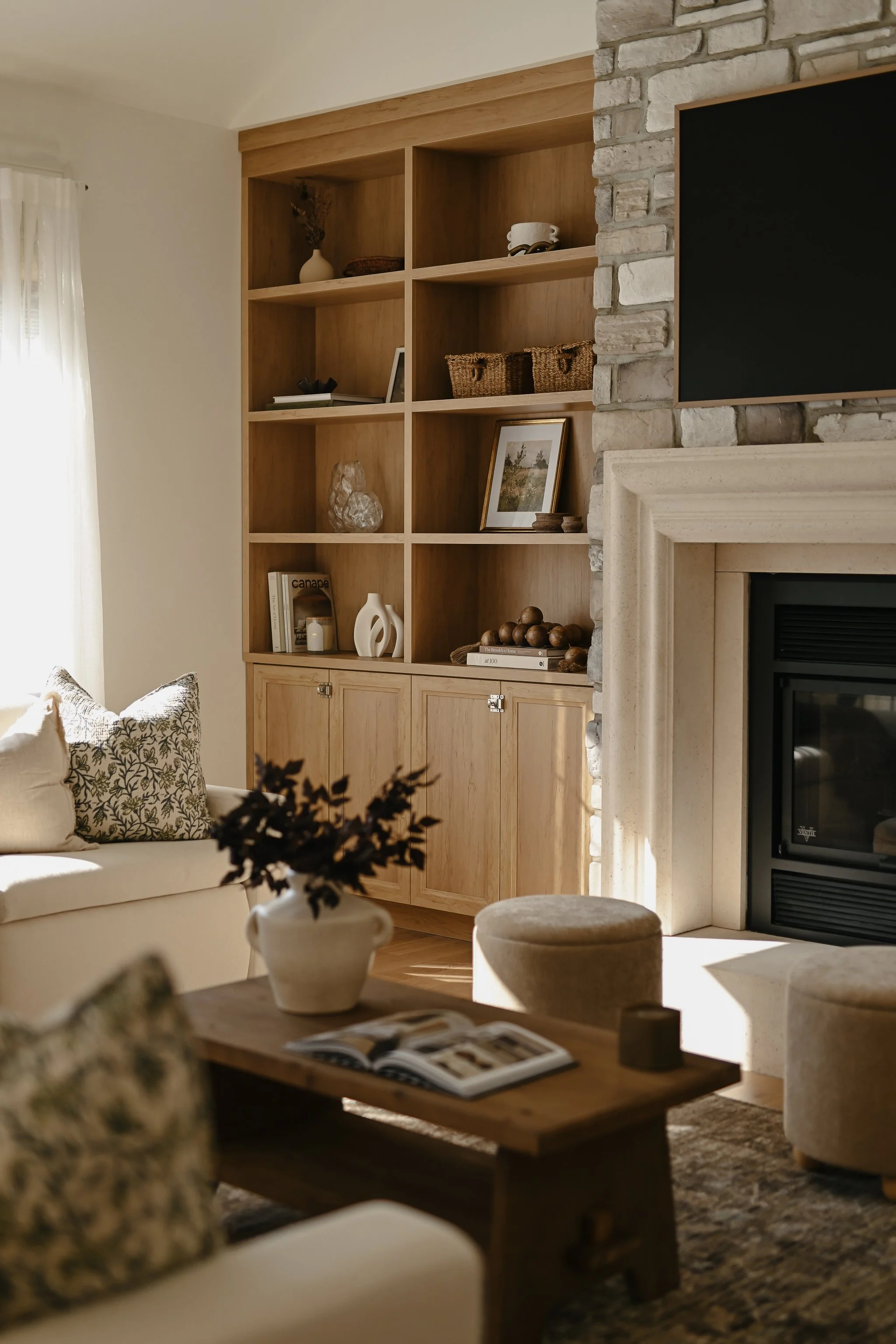 M ton intérieur - construction neuve - salon - foyer - built in.JPG