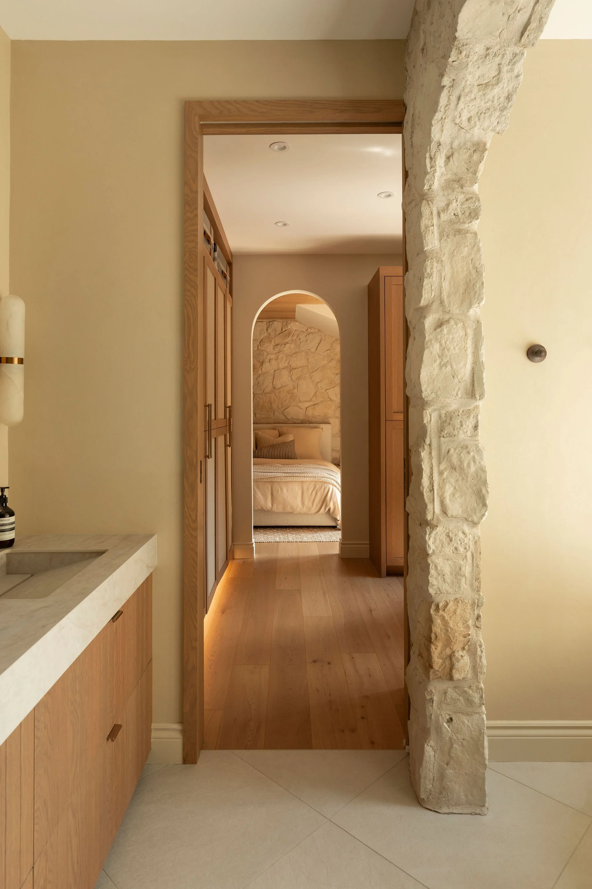M ton intérieur-bois-chambre-salle de bain.jpg