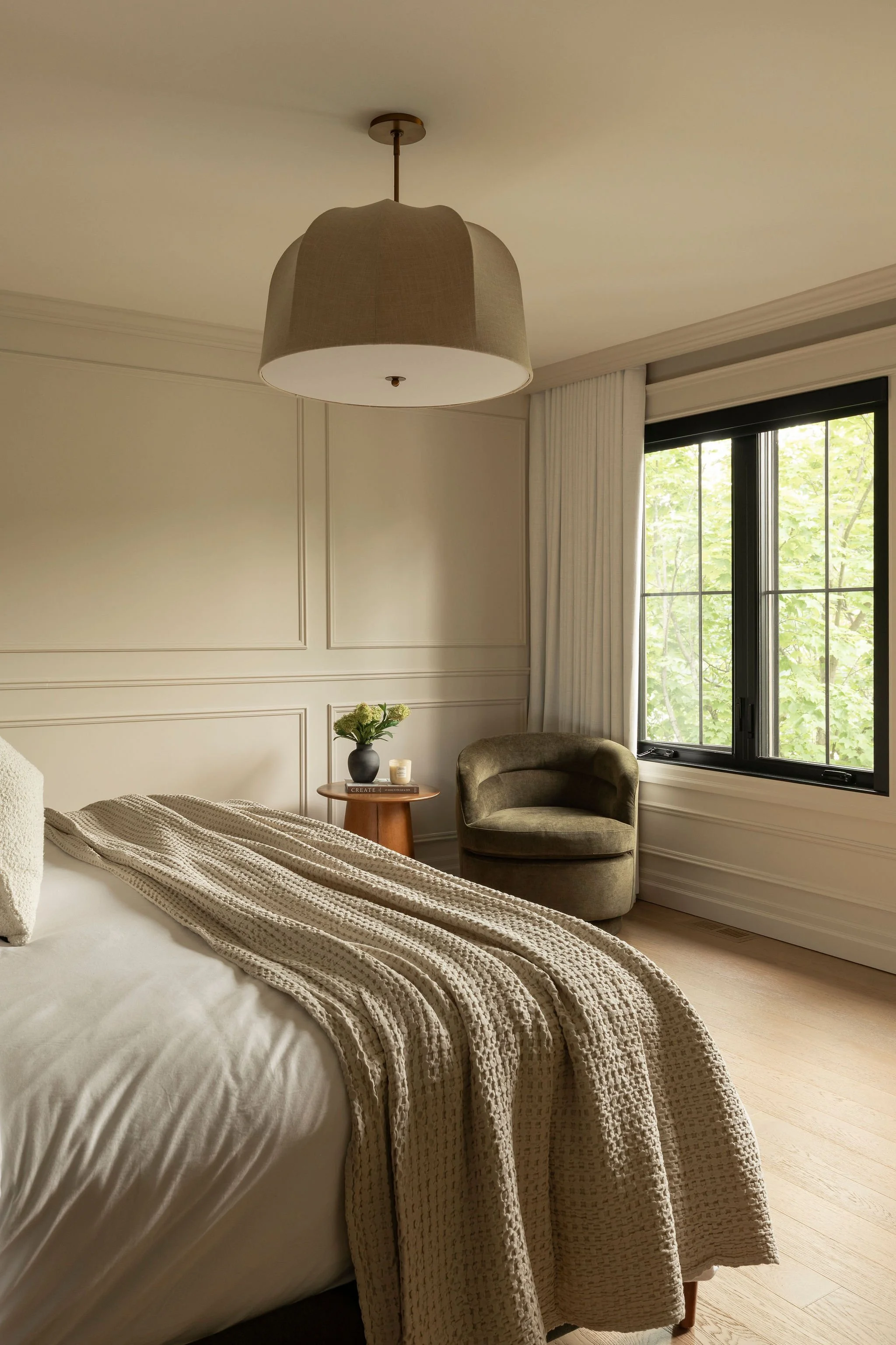 Mtonintérieur-Rénovation-Chambre-Moulures-Frontenac.jpg