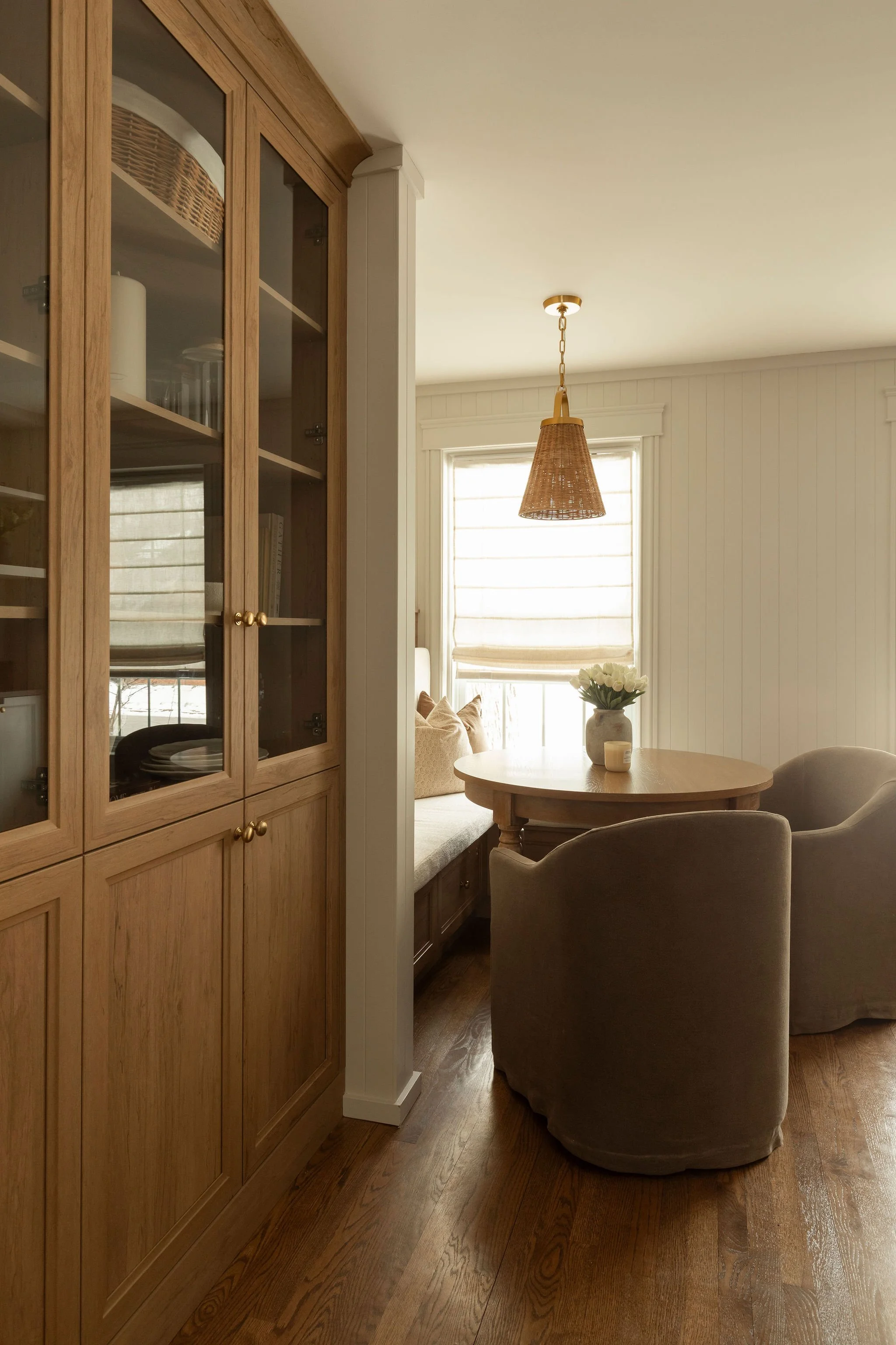 M ton intérieur -arrière-cuisine-table-chaise-rénovation.jpg