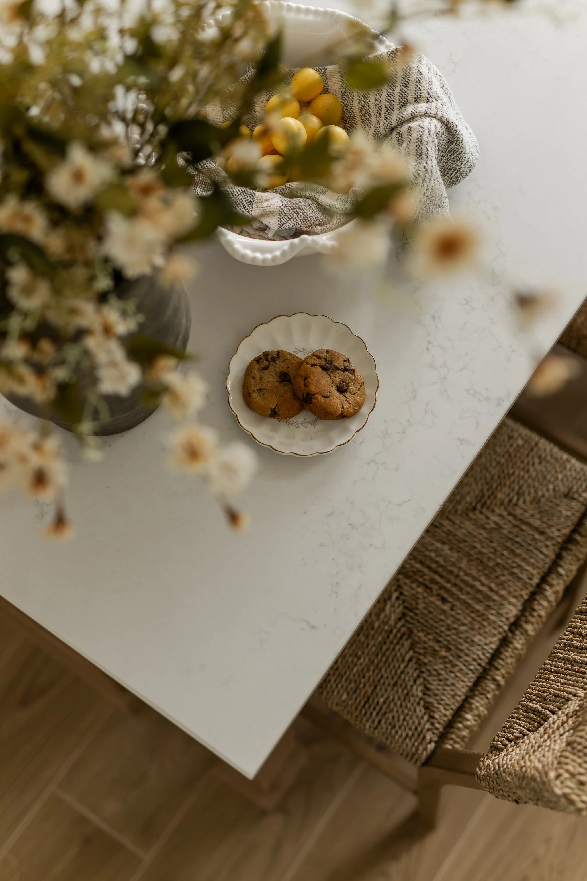 M ton intérieur-comptoir-quartz-cuisine-lacdespiles.JPG