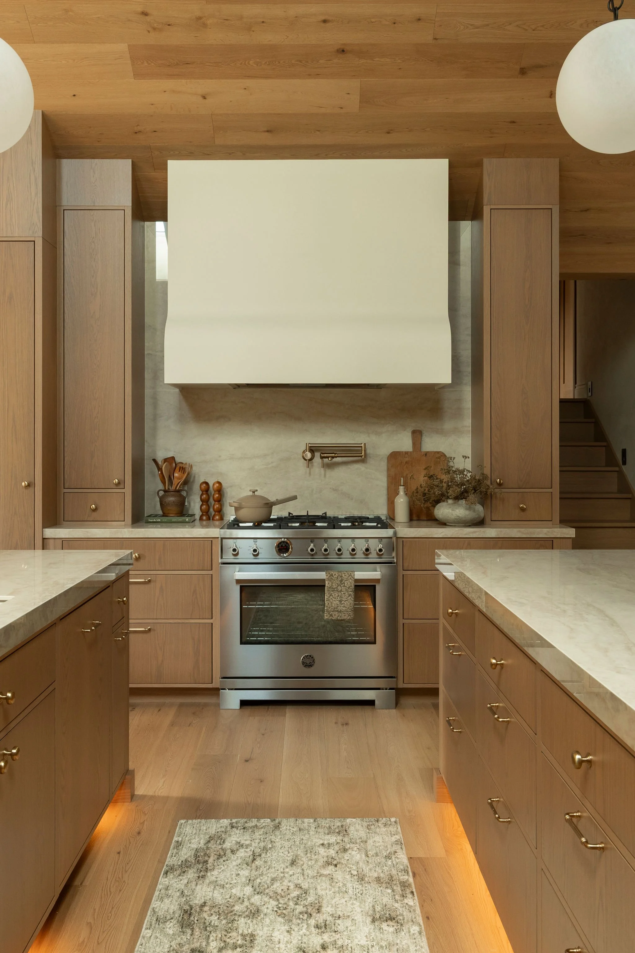M ton intérieur-cuisinière-hotte-cuisine-bois.jpg