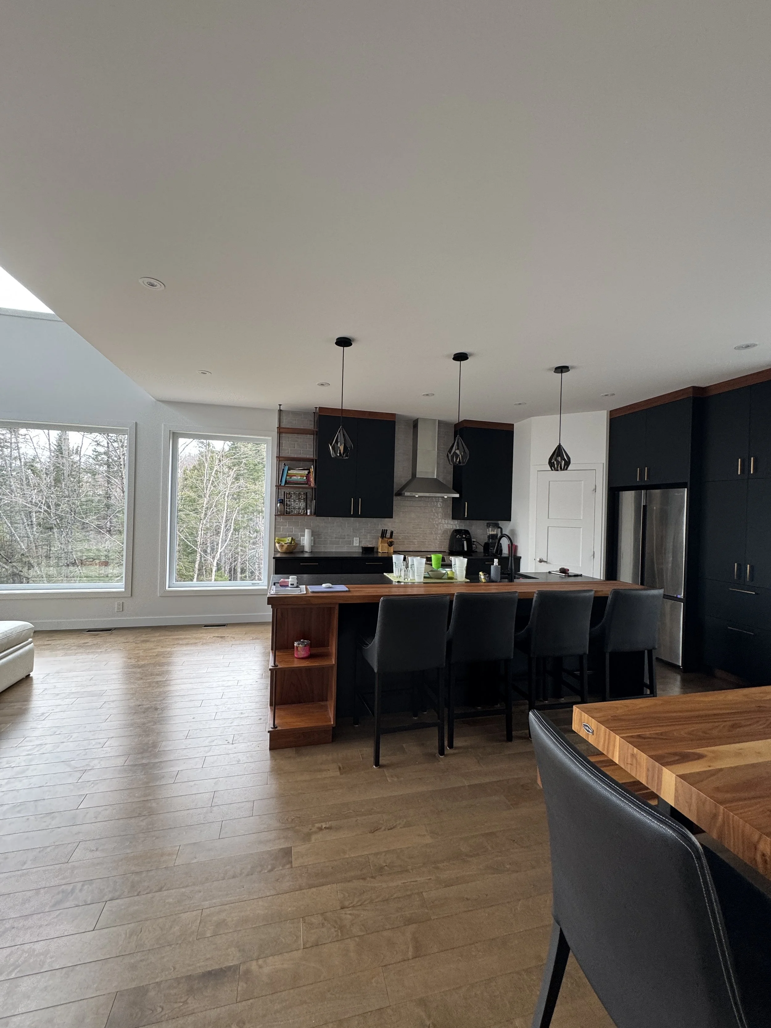 M ton intérieur - rénovation - armoires.JPG