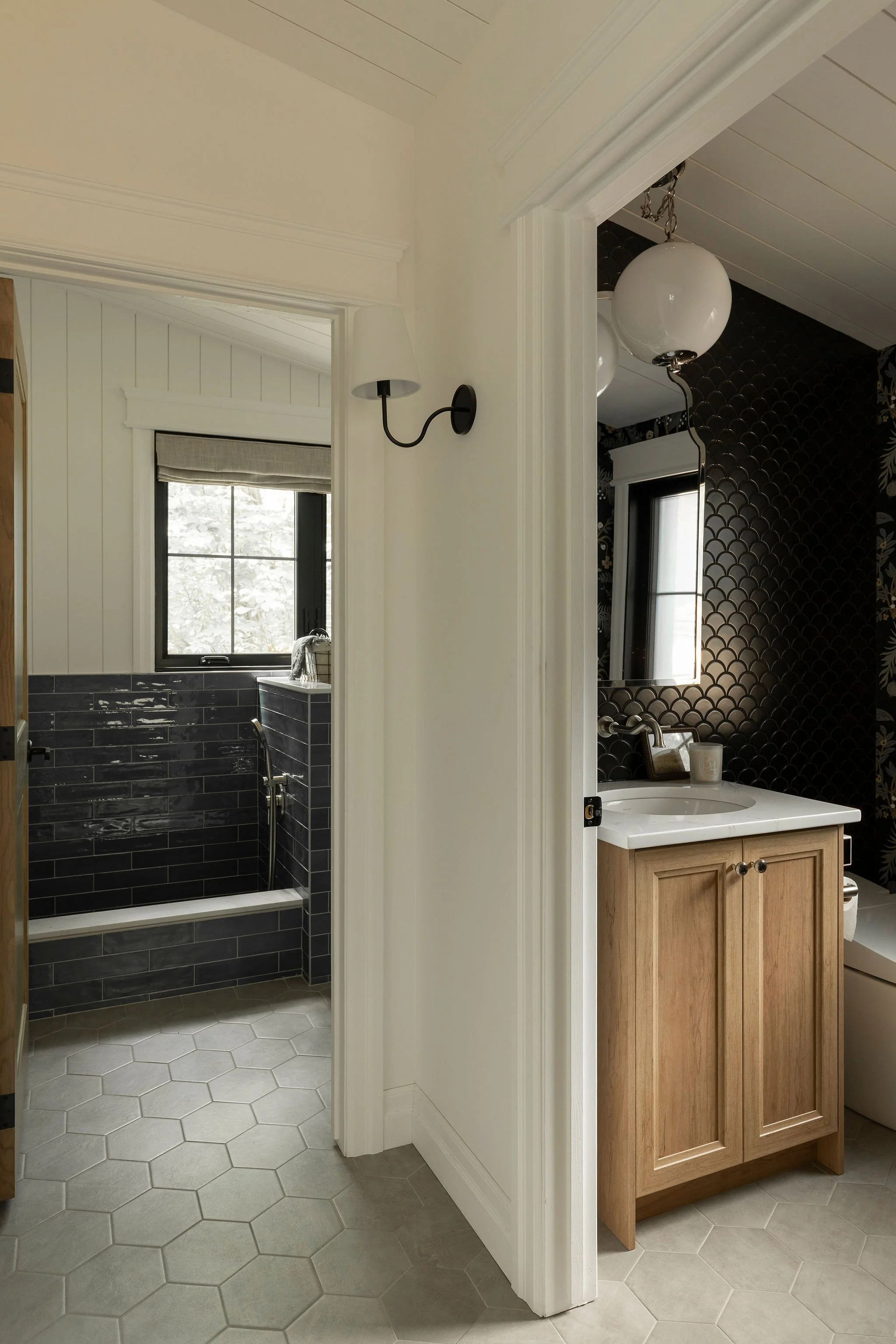 Mtonintérieur-Rénovation-Frontenac-Plafond-Moulures.jpg