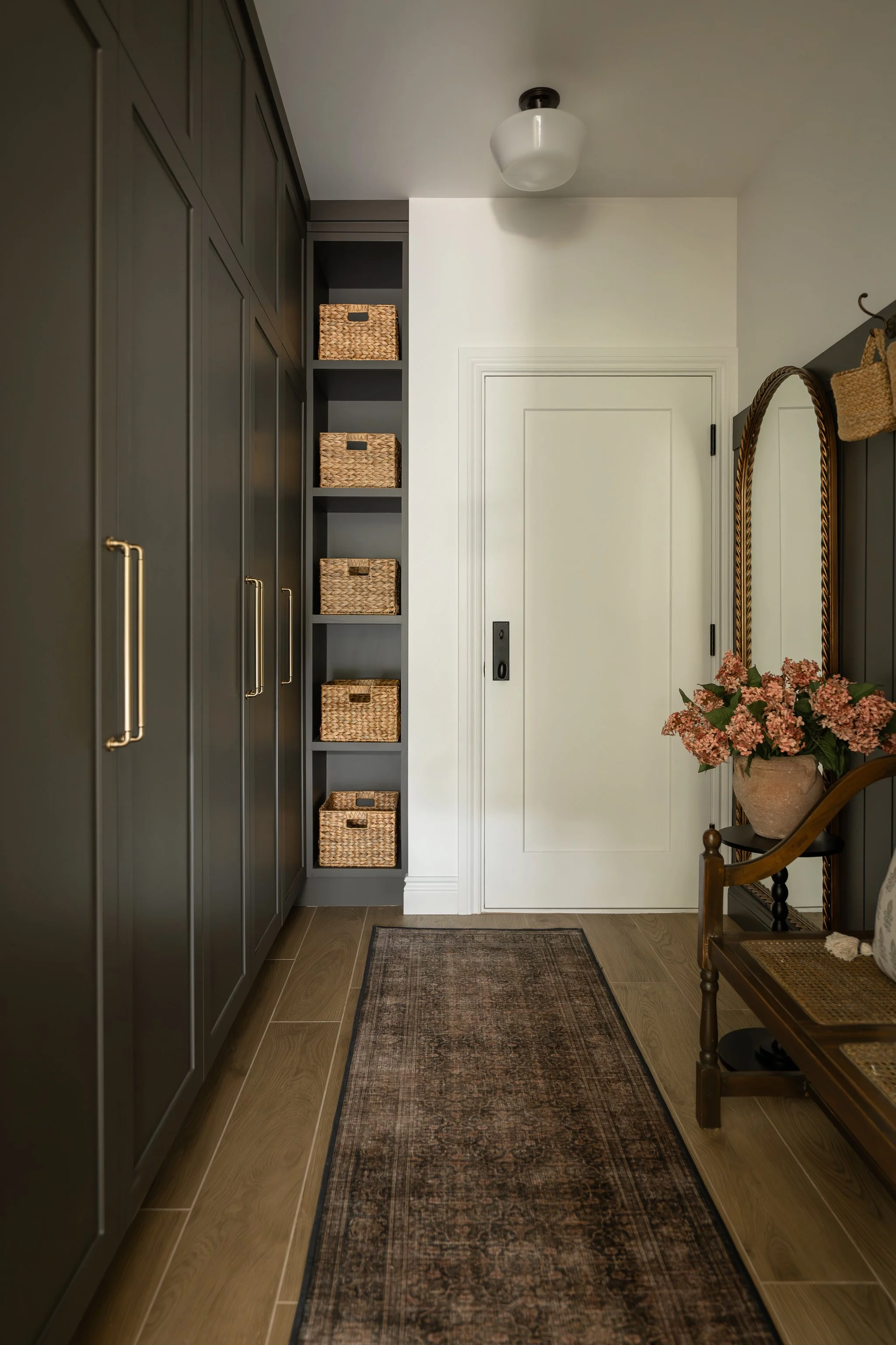 M ton intérieur-lacdespiles-mudroom.JPG