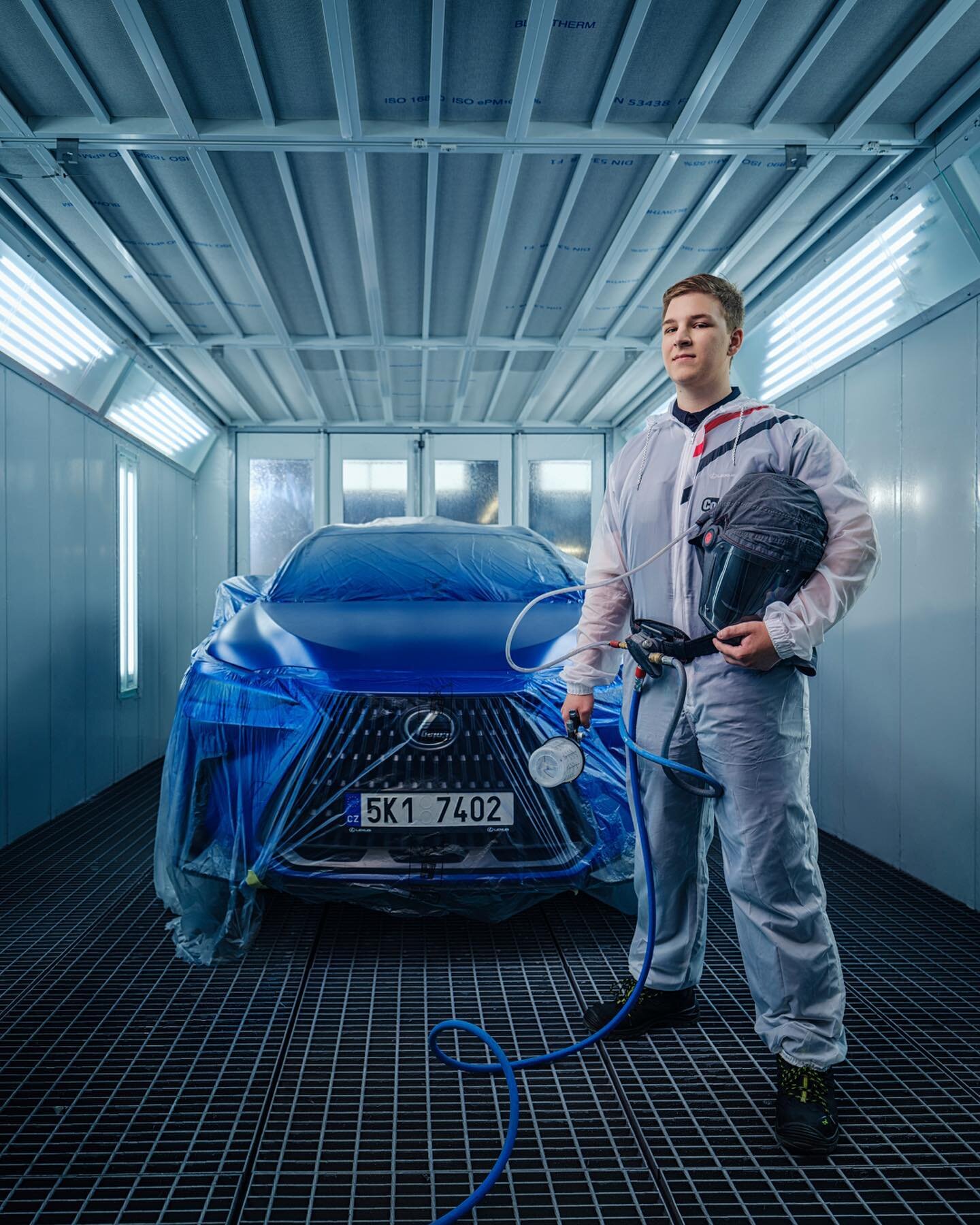 We are thrilled we got the opportunity to shoot a hiring campaign for @toyotaceskarepublika and @lexuscz and capture the essence of working for such brands. 
Special thanks goes to @autoeder_kv who provided us with a great cast and space.

video: @yo