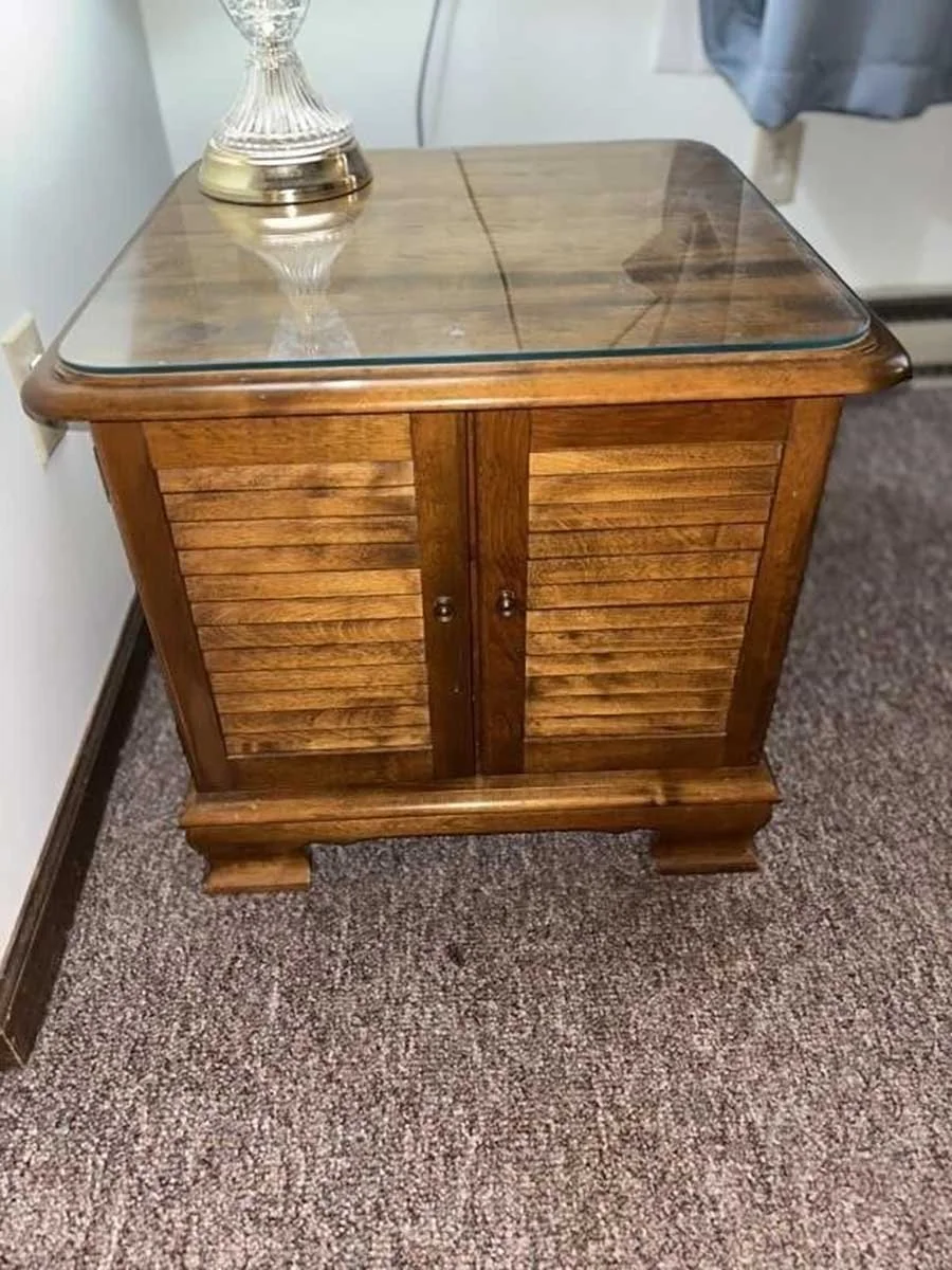  furniture and home goods 