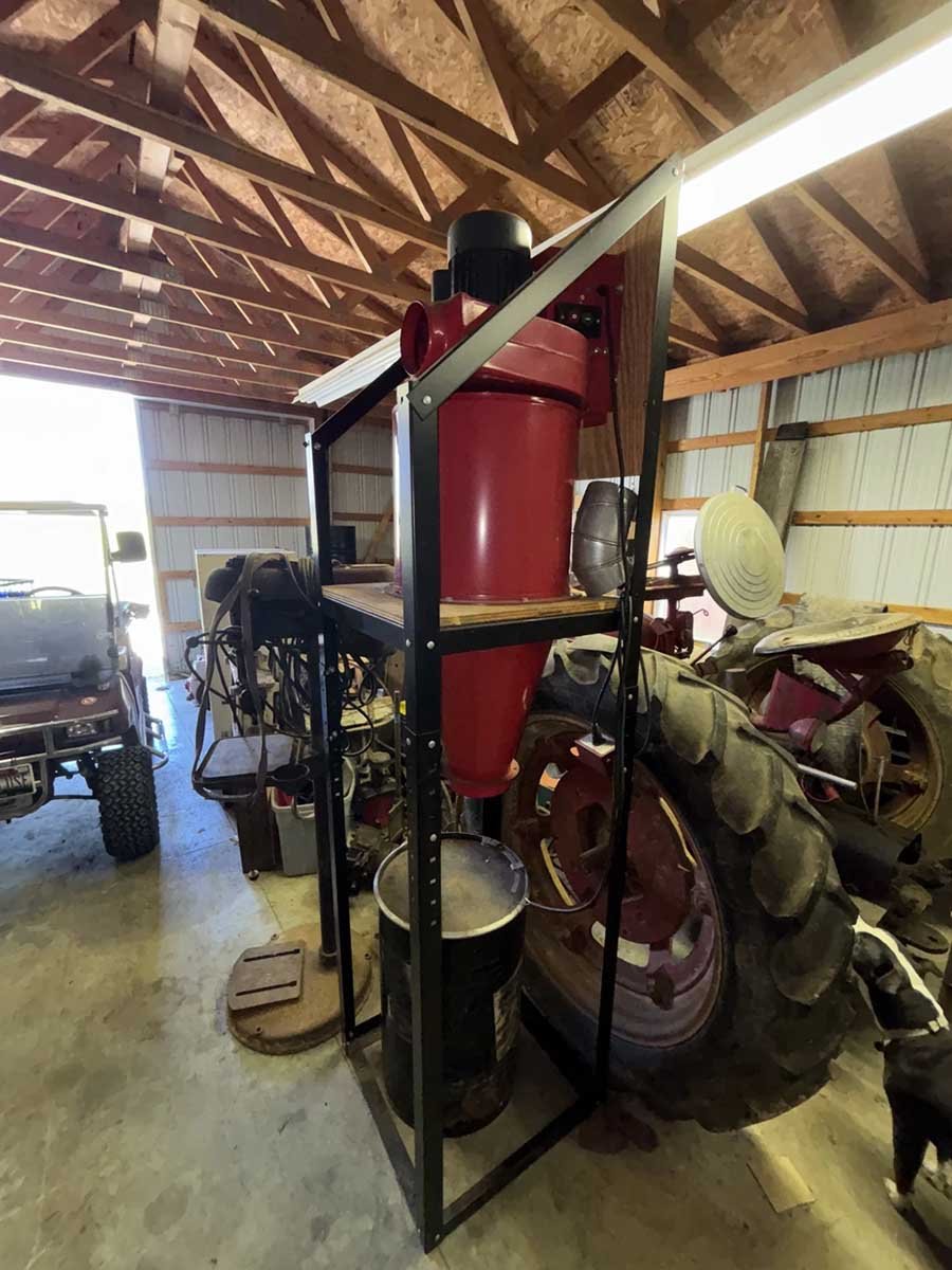 Auction - April 11, 10am