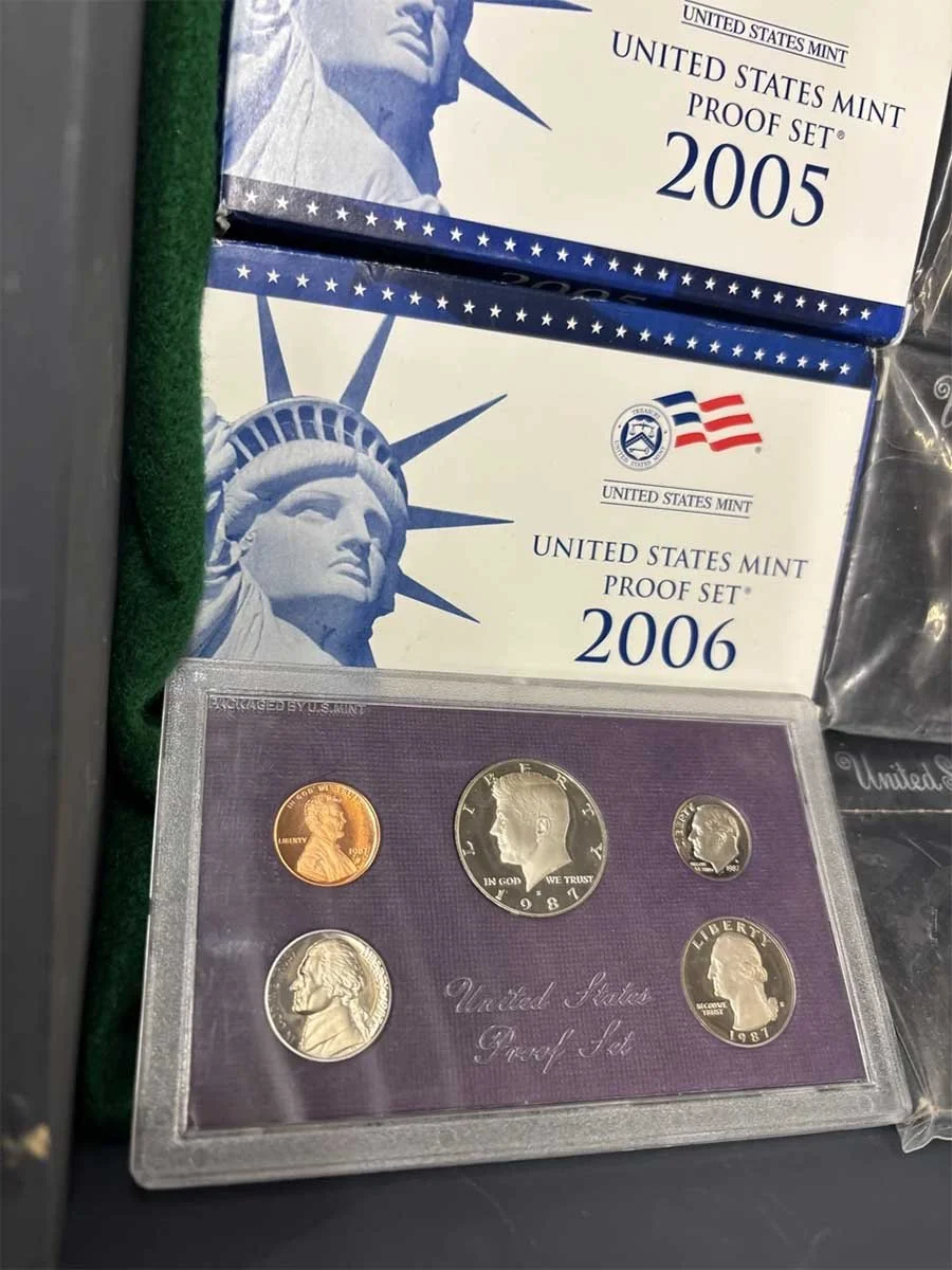 Auction: Fri, May 1-5:30pm