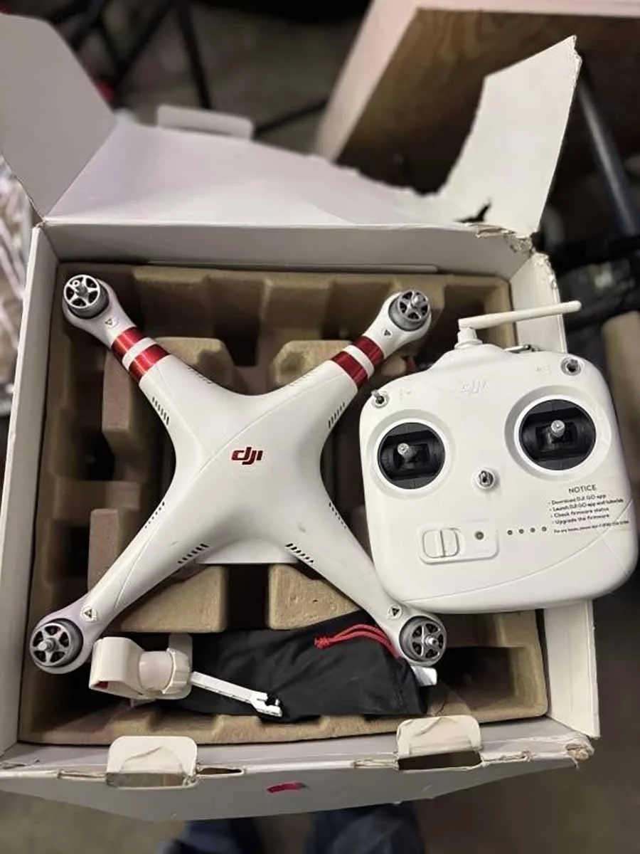  drone 