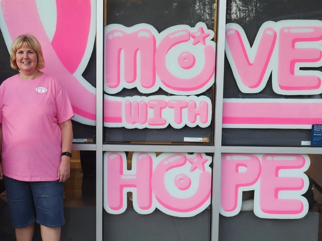 Pam is proof that one conversation can spark inspiration for a whole town 💗

A little story time&hellip; 
Pam has been dancing at MOVE for years, and she loves to participate in the Bellevue holiday parade with us. Last year, our float happened to l