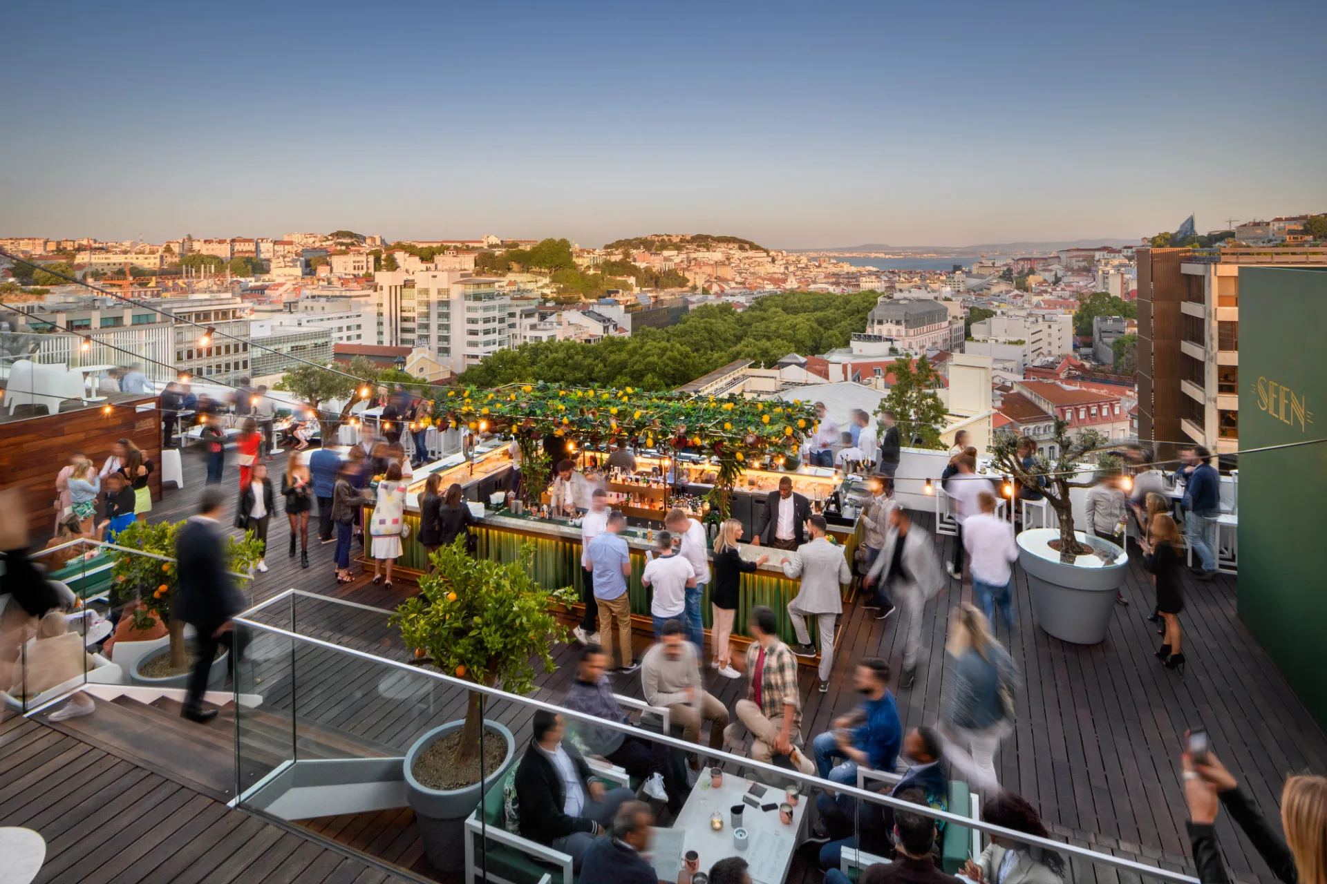 tlis_skybar_1_1920x1280.png