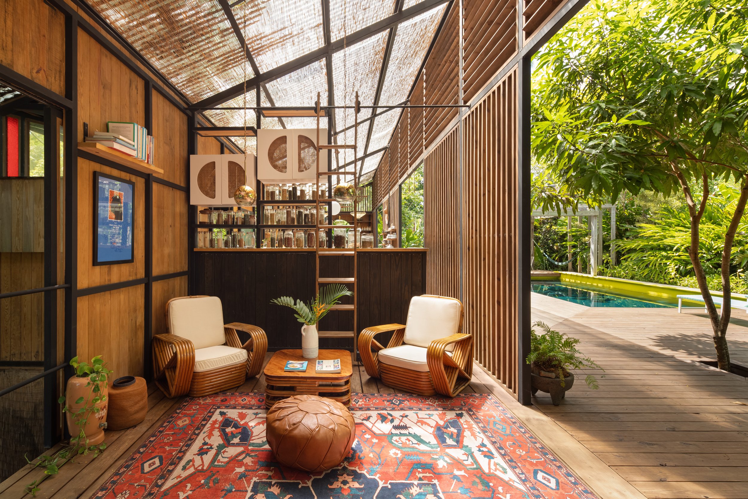 communal seating area.jpg