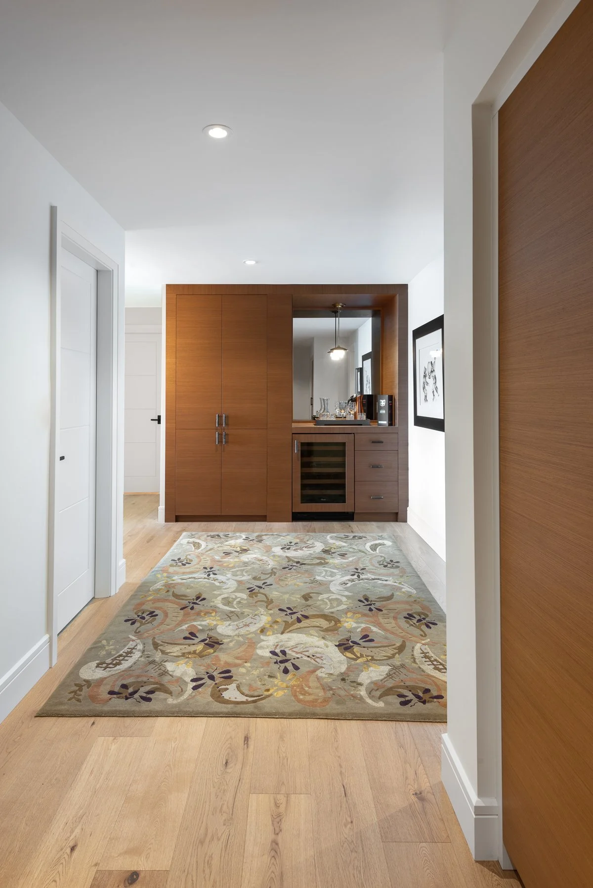 15050-Prospect-Ave-White-Rock-360hometours-01s.jpg