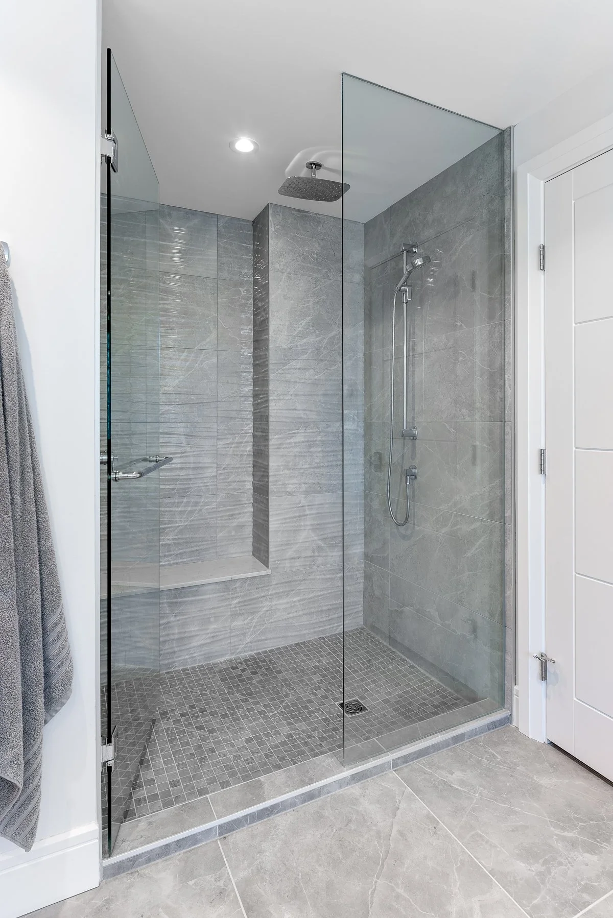 15050-Prospect-Ave-White-Rock-360hometours-40s.jpg