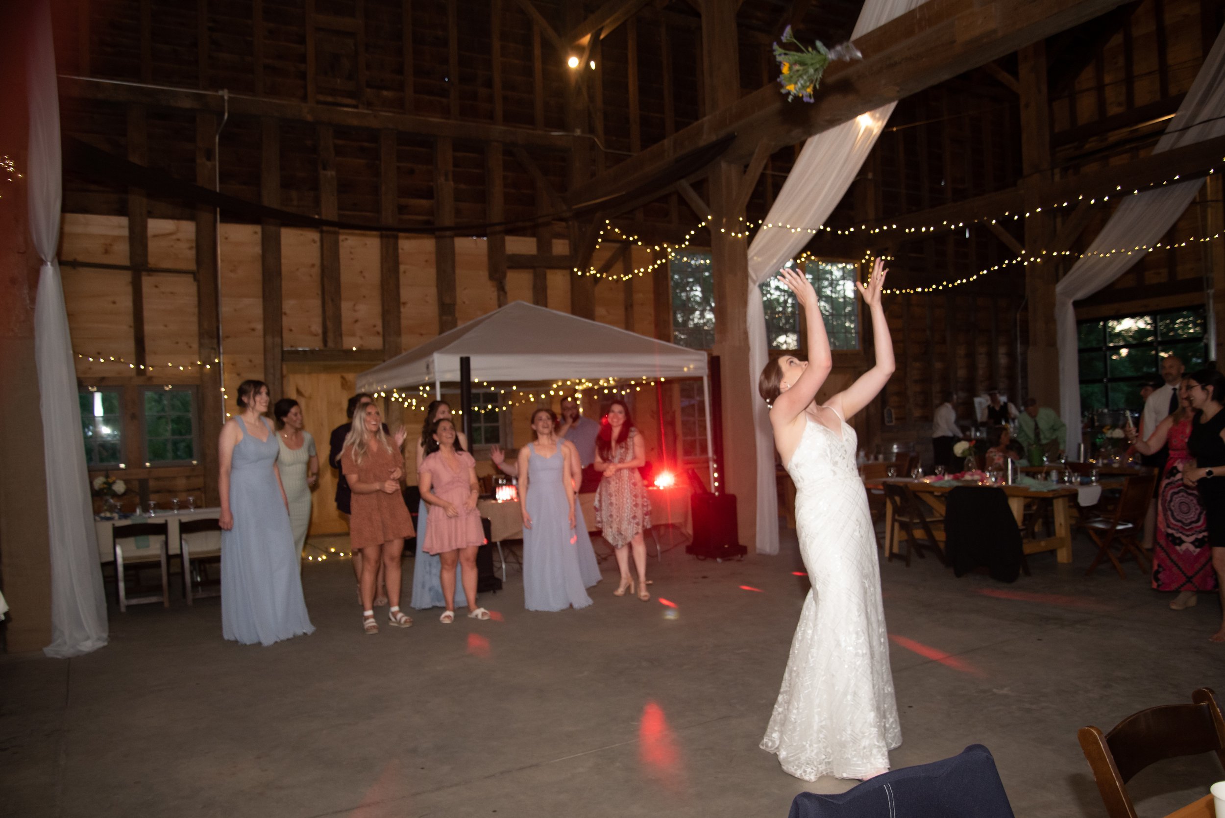 boquet toss.jpeg