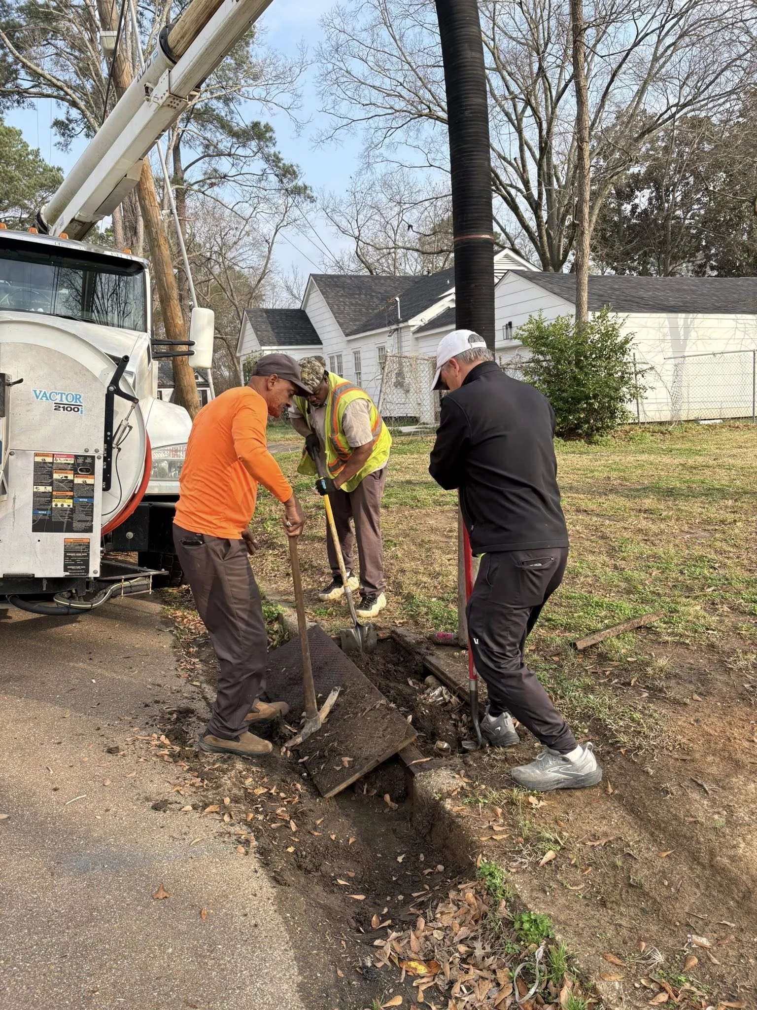 Clean Up Jackson Continues Transforming Jackson’s Overgrown &amp; Littered Spaces