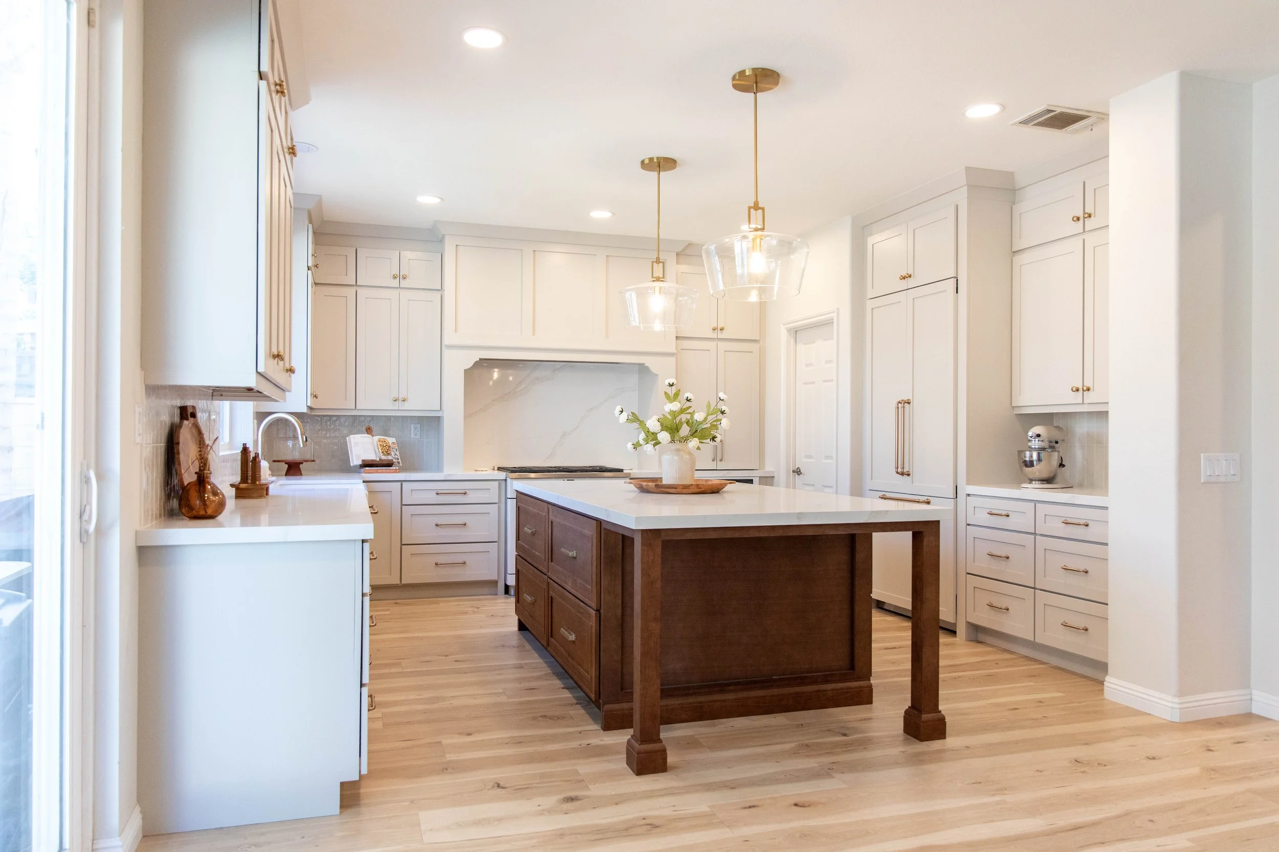 Traditional/Transitional Kitchen Remodel by Munoz Woodworks Inc project photo 5