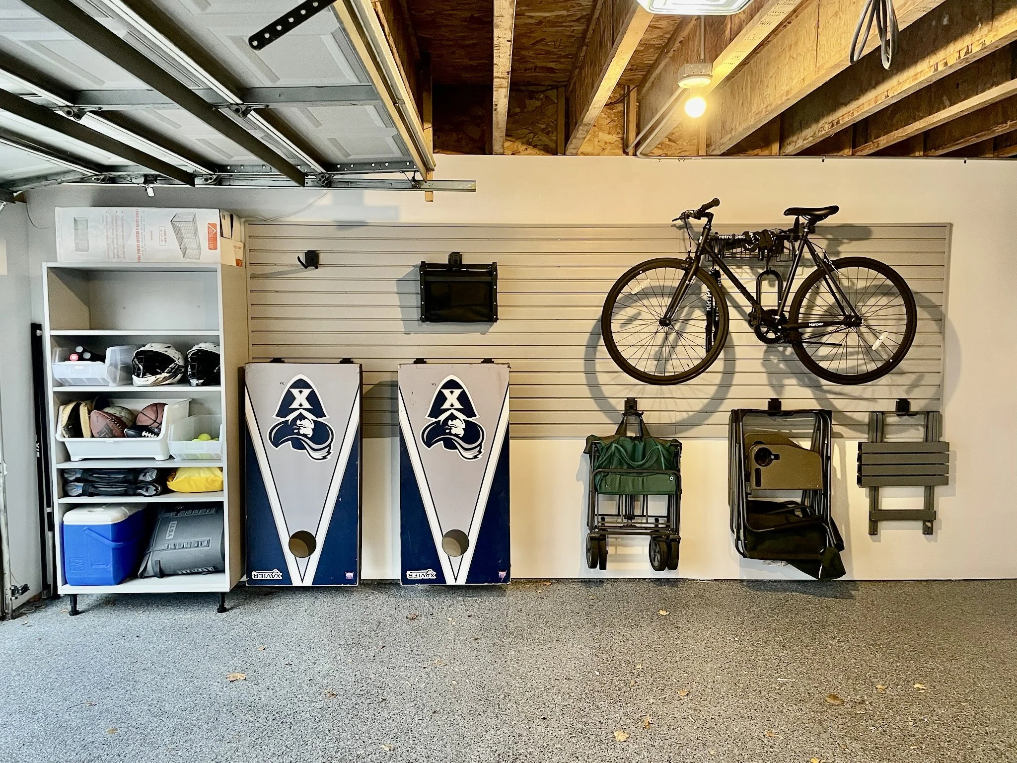 Professional Home Organizer in Chicago. Garage Custom Design after decluttering and organizing.