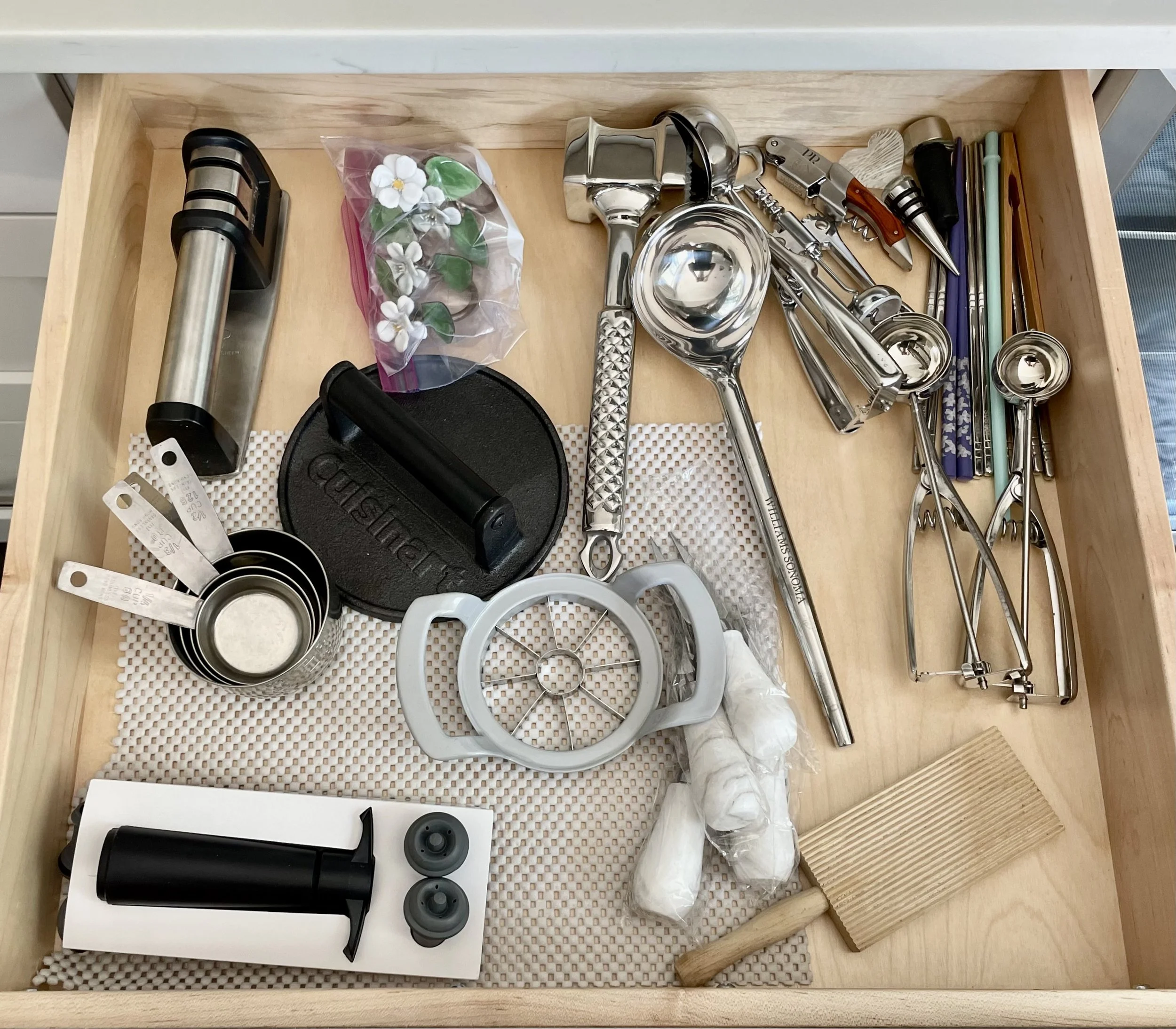 Professional Home Organizer in Chicago. Kitchen pantry drawers before organizing.