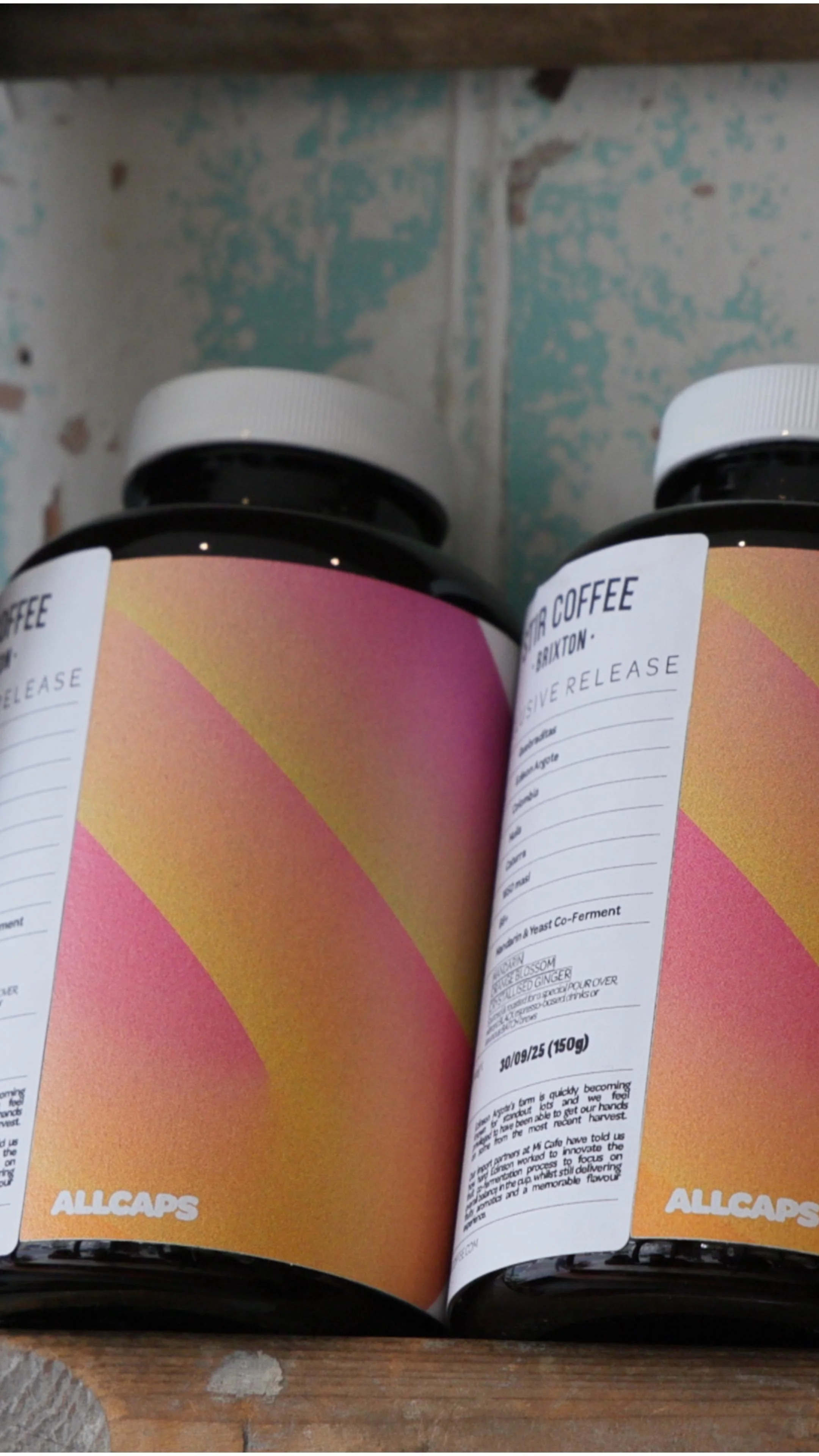 Good stuff comes from collaboration with good people.
Coffee: @argote2015 
Sourcing: @micafetradingco 
Roasting: @allcaps_coffee 
Brewing: @stir_coffee 
Video & editing: @luntoinside
Mandarin co-ferment - ‘Lady Tash’ - exclusively a